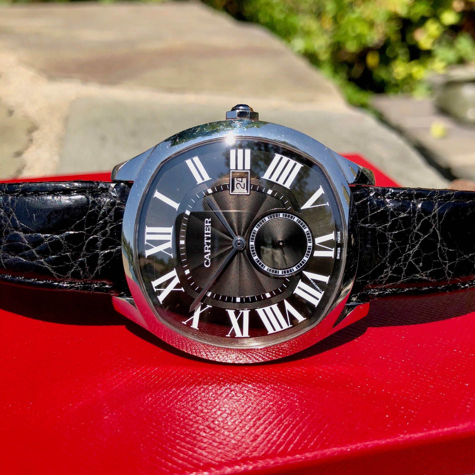 Cartier ディヴァン 純正黒アリゲーターシャイニー 29 x 22mm Cartier ディヴァン 純正黒アリゲーターシャイニー 29 x 22mm Cartier