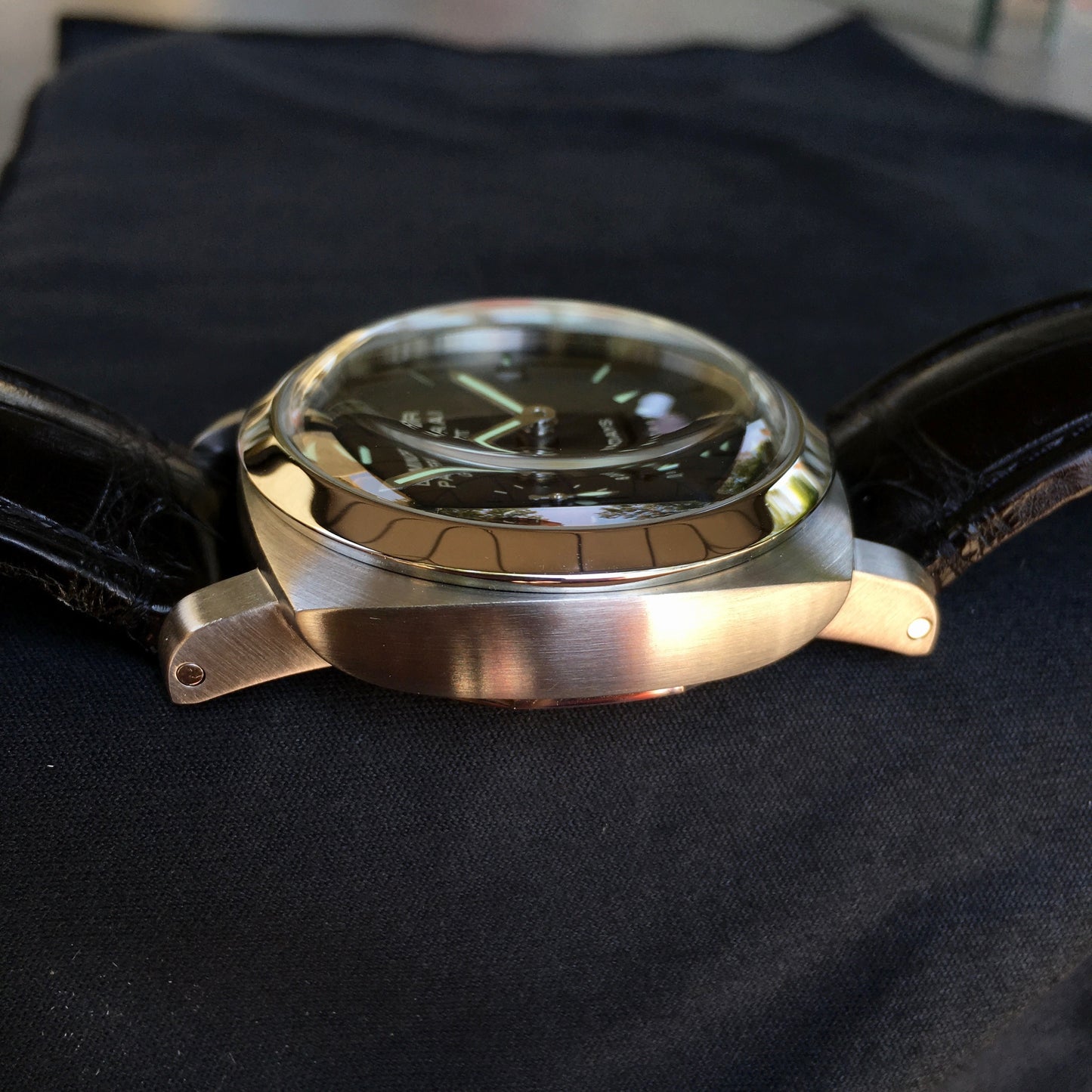 Panerai PAM 233 Luminor 1950 8 Days GMT "Dot" Stainless Steel Manual PAM00233 Watch - Hashtag Watch Company