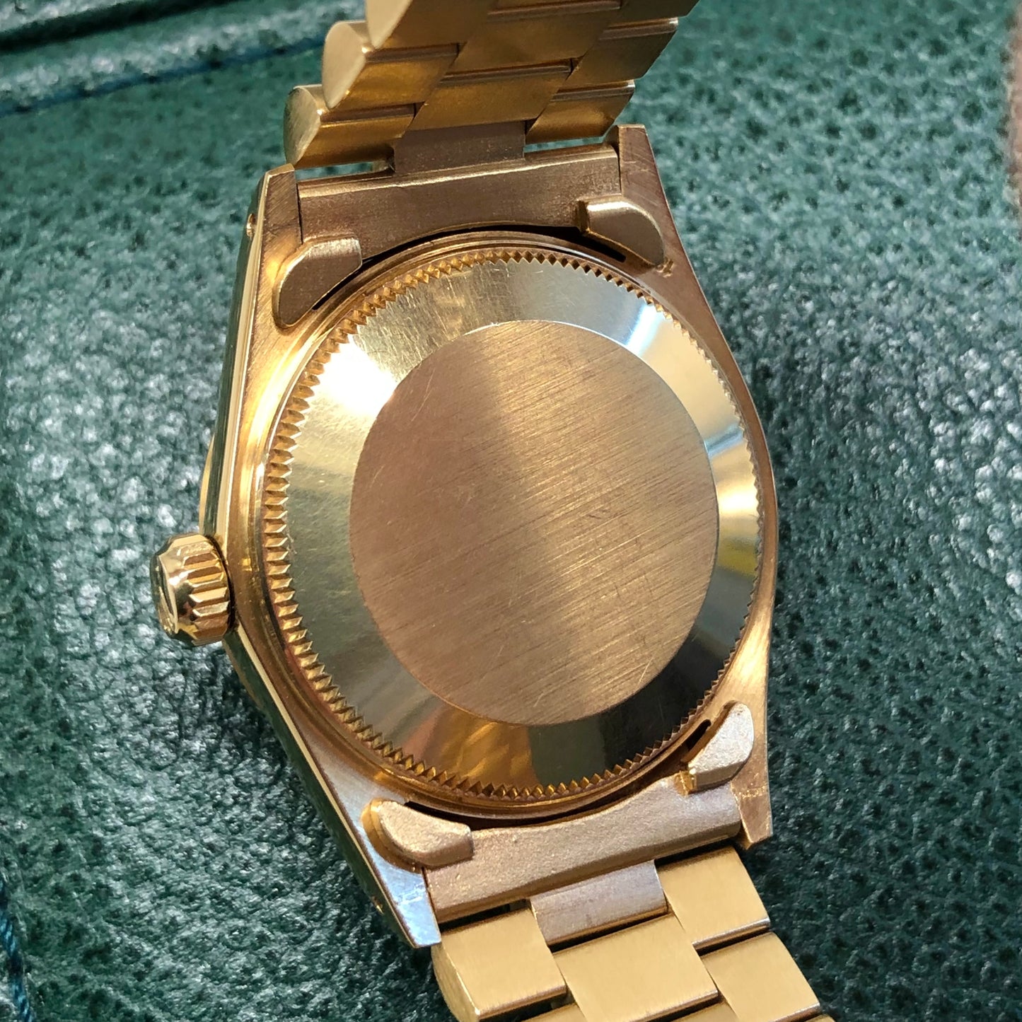 1979 Rolex Datejust Midsize President 6827 18K Yellow Gold 31mm Wristwatch - Hashtag Watch Company