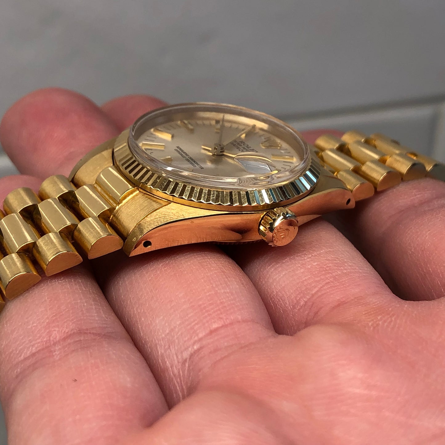 1979 Rolex Datejust Midsize President 6827 18K Yellow Gold 31mm Wristwatch - Hashtag Watch Company