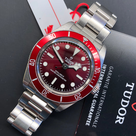 2025 Tudor Black Bay 58 7939A1A0RU Steel Burgundy Automatic 39mm Wristwatch with Box and Papers - HASHTAGWATCHCO