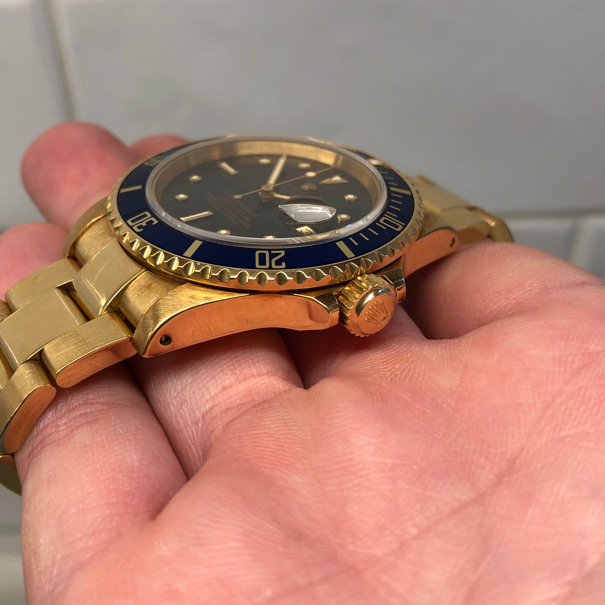 1984 Rolex Submariner 16808 Blue Nipple Dial 18K Yellow Gold Automatic Wristwatch - Hashtag Watch Company