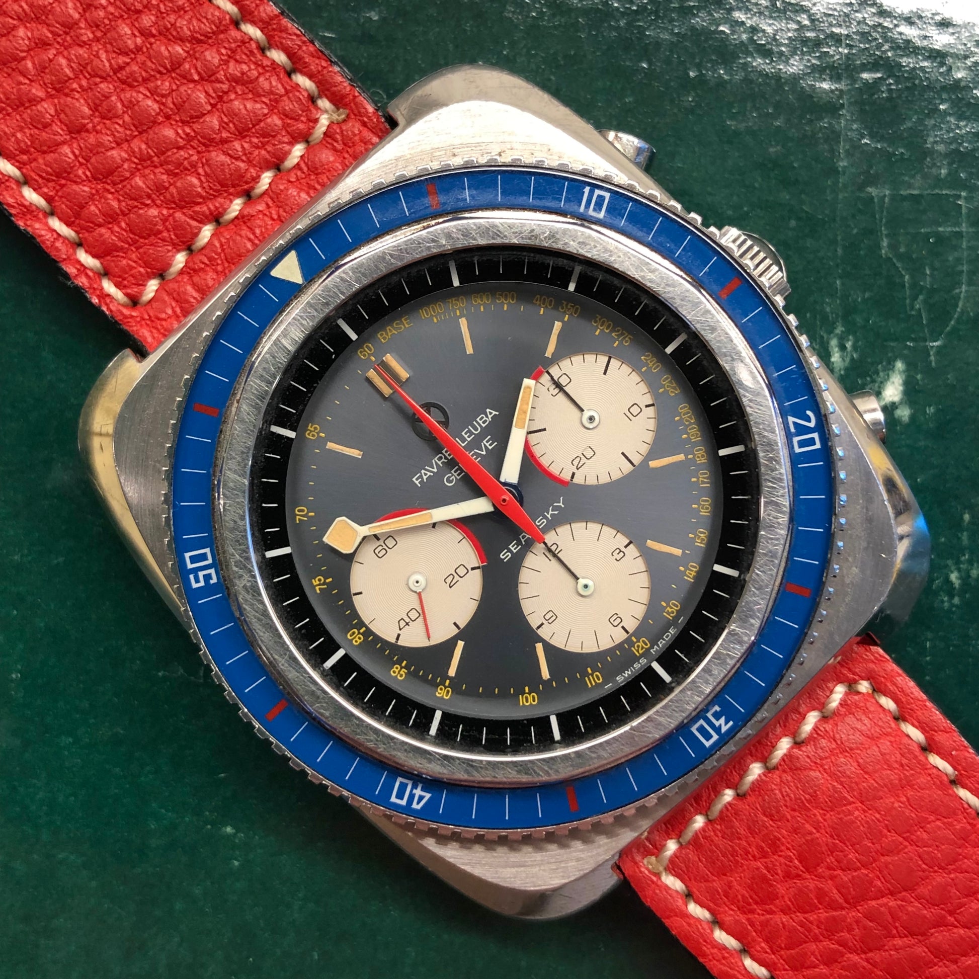 1970s Favre Leuba Sea Sky 33043 Valjoux 72 Chronograph Wristwatch - HASHTAGWATCHCO