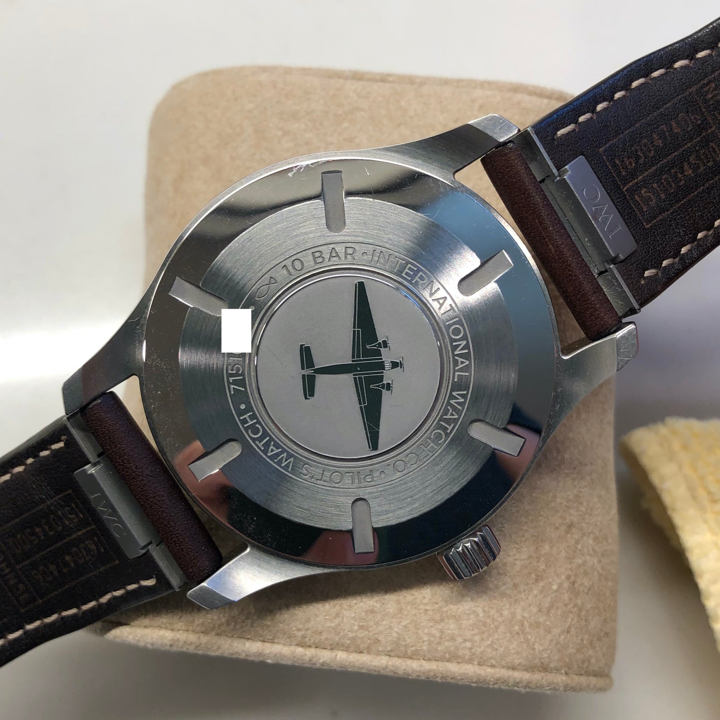 2025 IWC Pilots Watch IW328205 Green Dial Men's Wristwatch with Box and Papers - HASHTAGWATCHCO