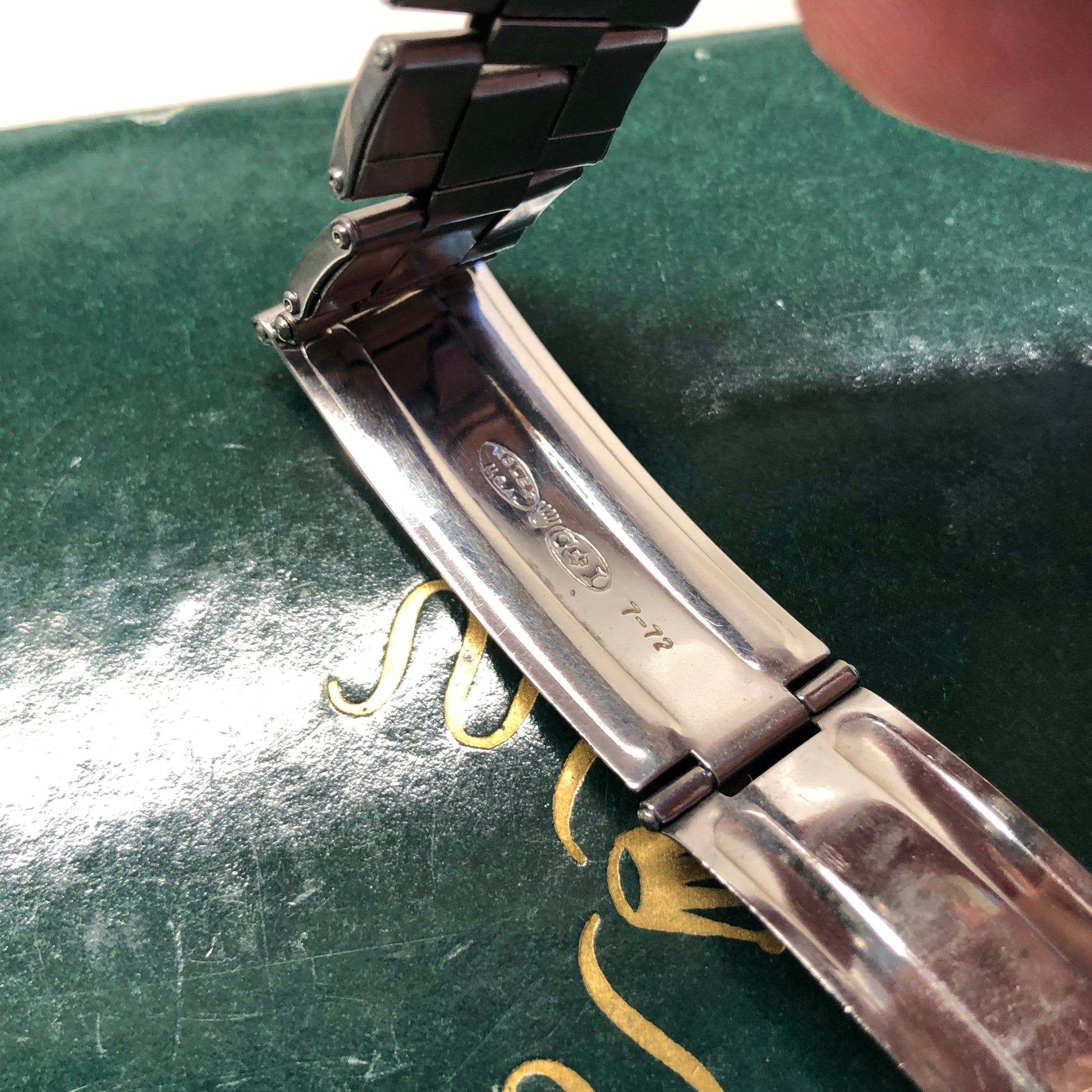 1971 Rolex GMT MASTER 1675 Mk 2 Pepsi Matte Dial Stainless Steel Automatic Wristwatch - Hashtag Watch Company
