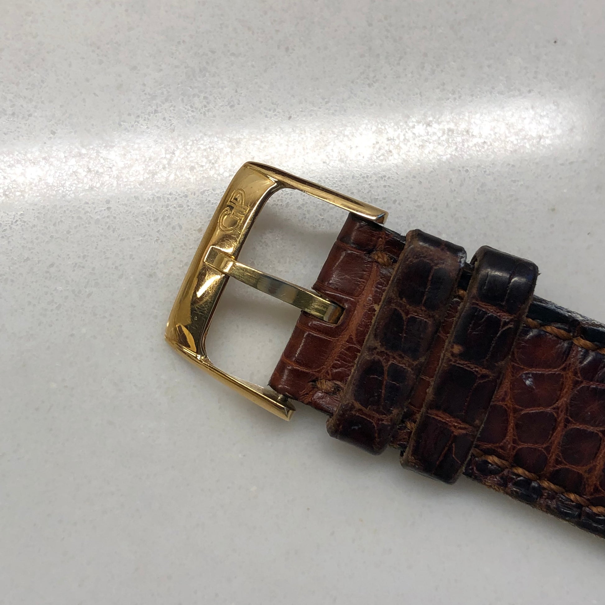 Girard Perregaux Vintage 1945 18K Yellow Gold 25940 Automatic Wristwatch with Box and Booklets - HASHTAGWATCHCO