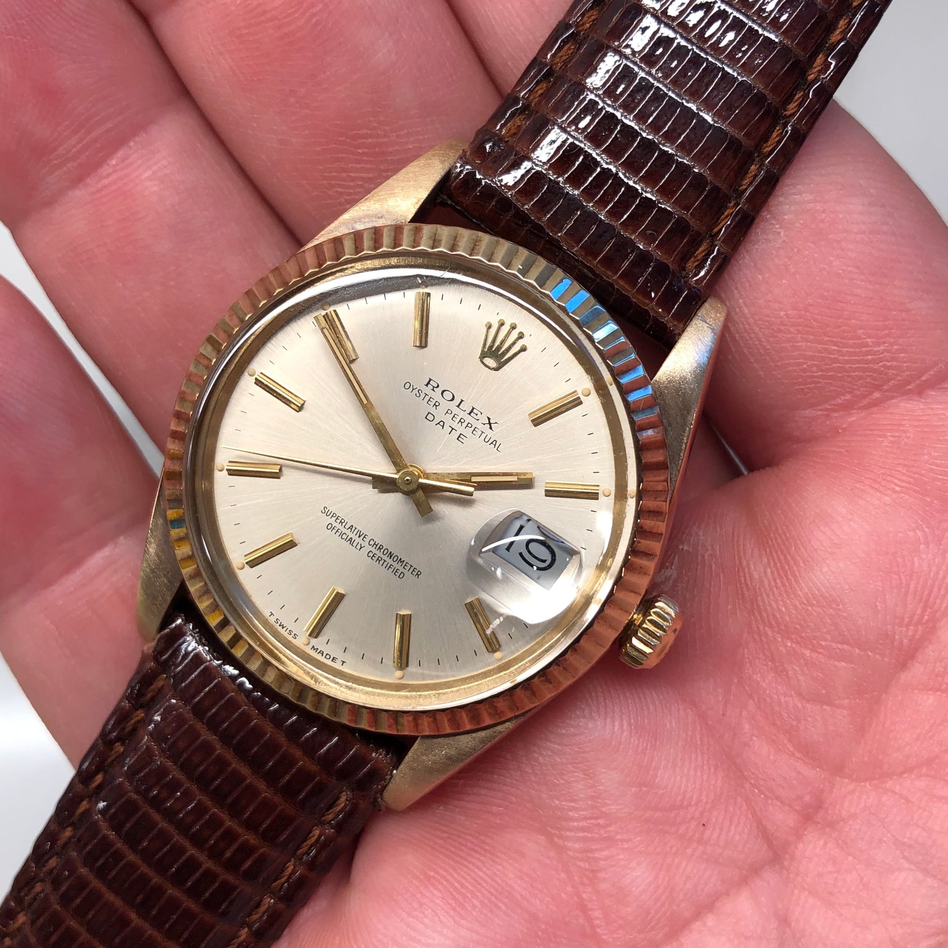 1988 Rolex Date 15037 Oyster Perpetual Silver Dial 14K Yellow Gold Wristwatch - HASHTAGWATCHCO