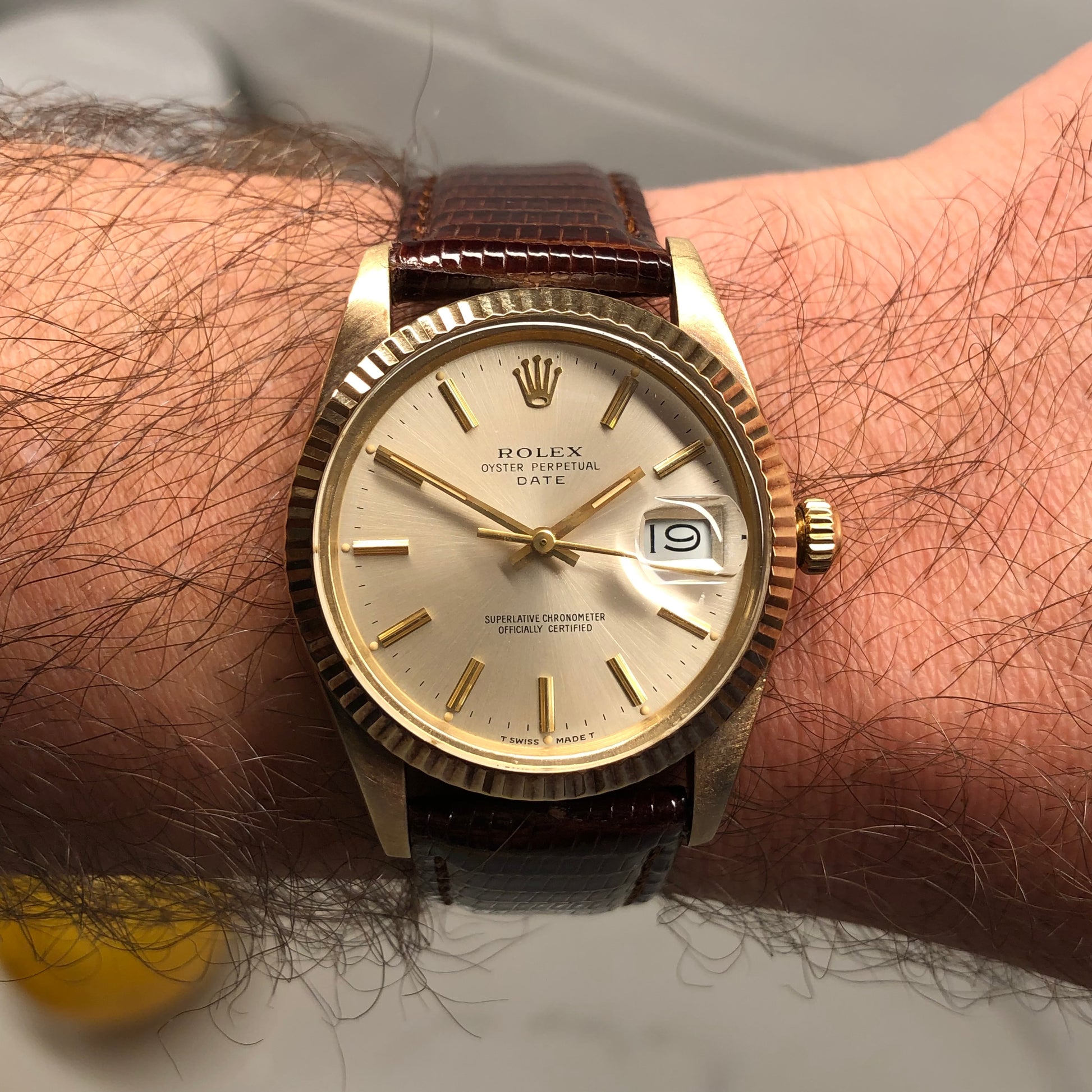 1988 Rolex Date 15037 Oyster Perpetual Silver Dial 14K Yellow Gold Wristwatch - HASHTAGWATCHCO