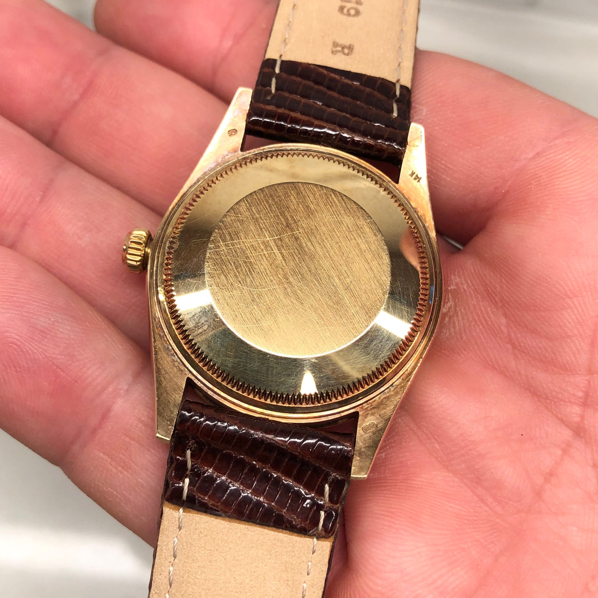 1988 Rolex Date 15037 Oyster Perpetual Silver Dial 14K Yellow Gold Wristwatch - HASHTAGWATCHCO