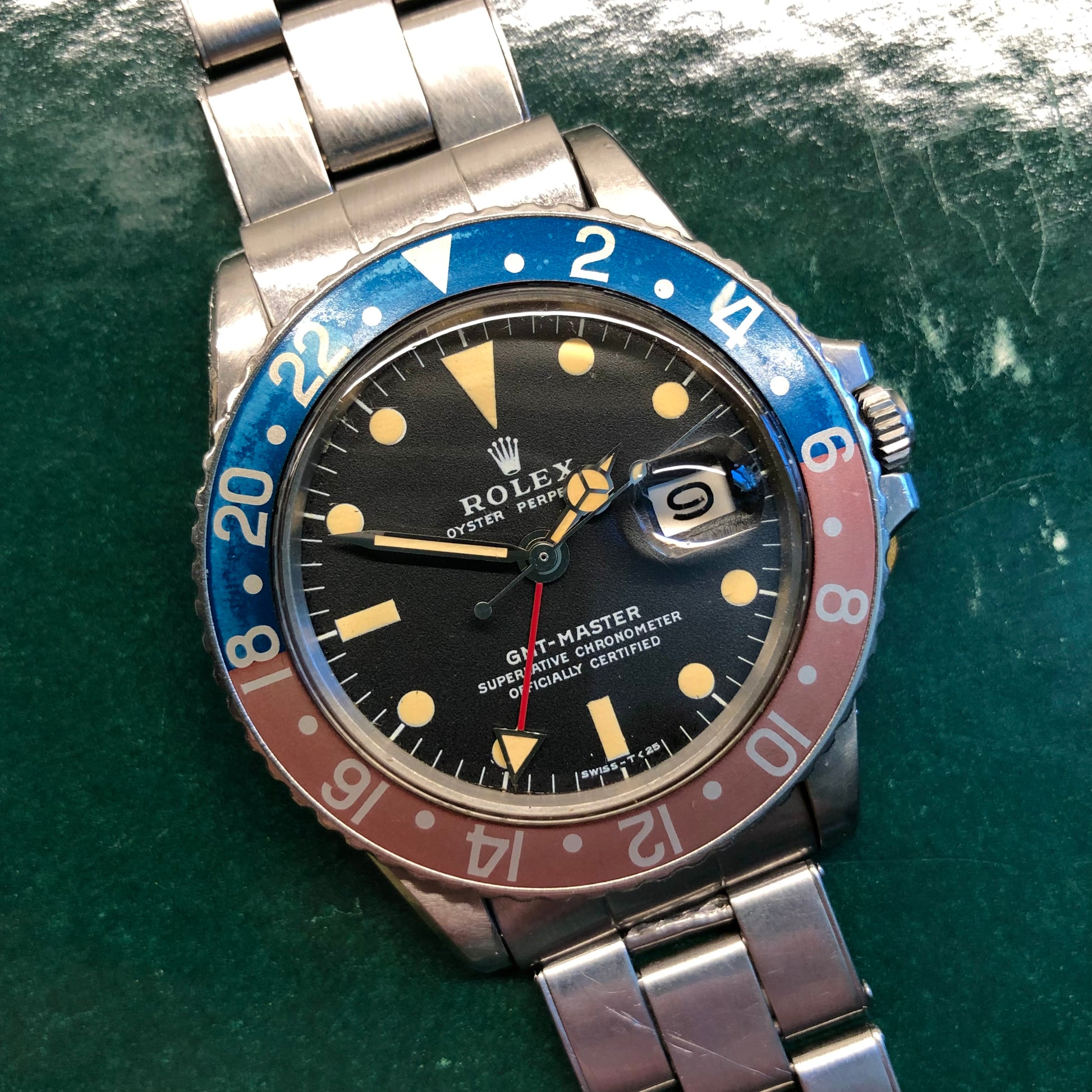 1971 Rolex GMT MASTER 1675 Mk 2 Pepsi Matte Dial Stainless Steel Automatic Wristwatch - Hashtag Watch Company
