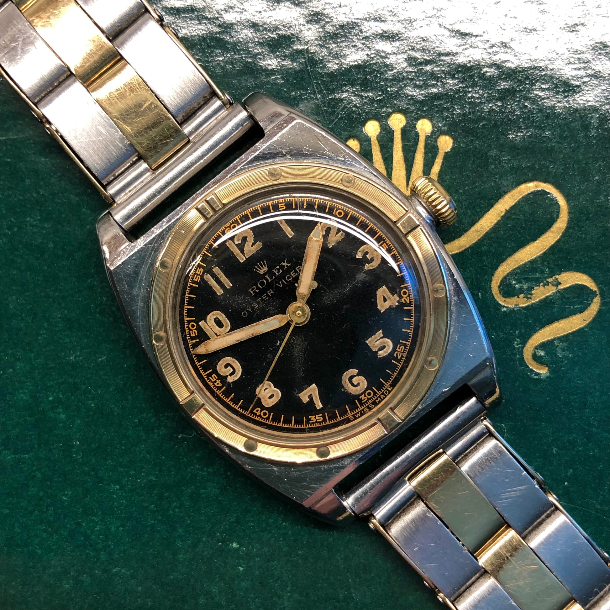 1946 Rolex Oyster Viceroy 3559 Black Gilt Two Tone Stretch Bracelet Wristwatch - Hashtag Watch Company