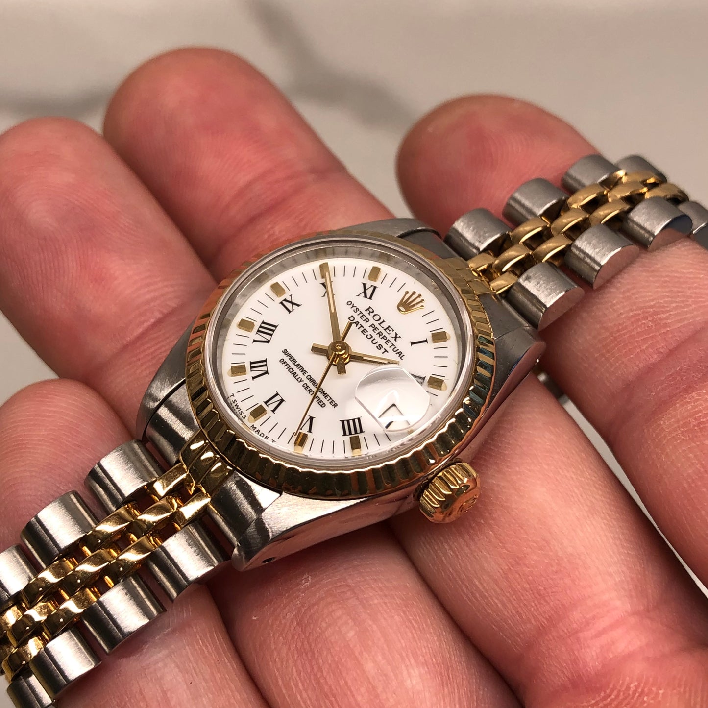 1987 Rolex Datejust 69173 White Roman Two Tone Jubilee Ladies Wristwatch