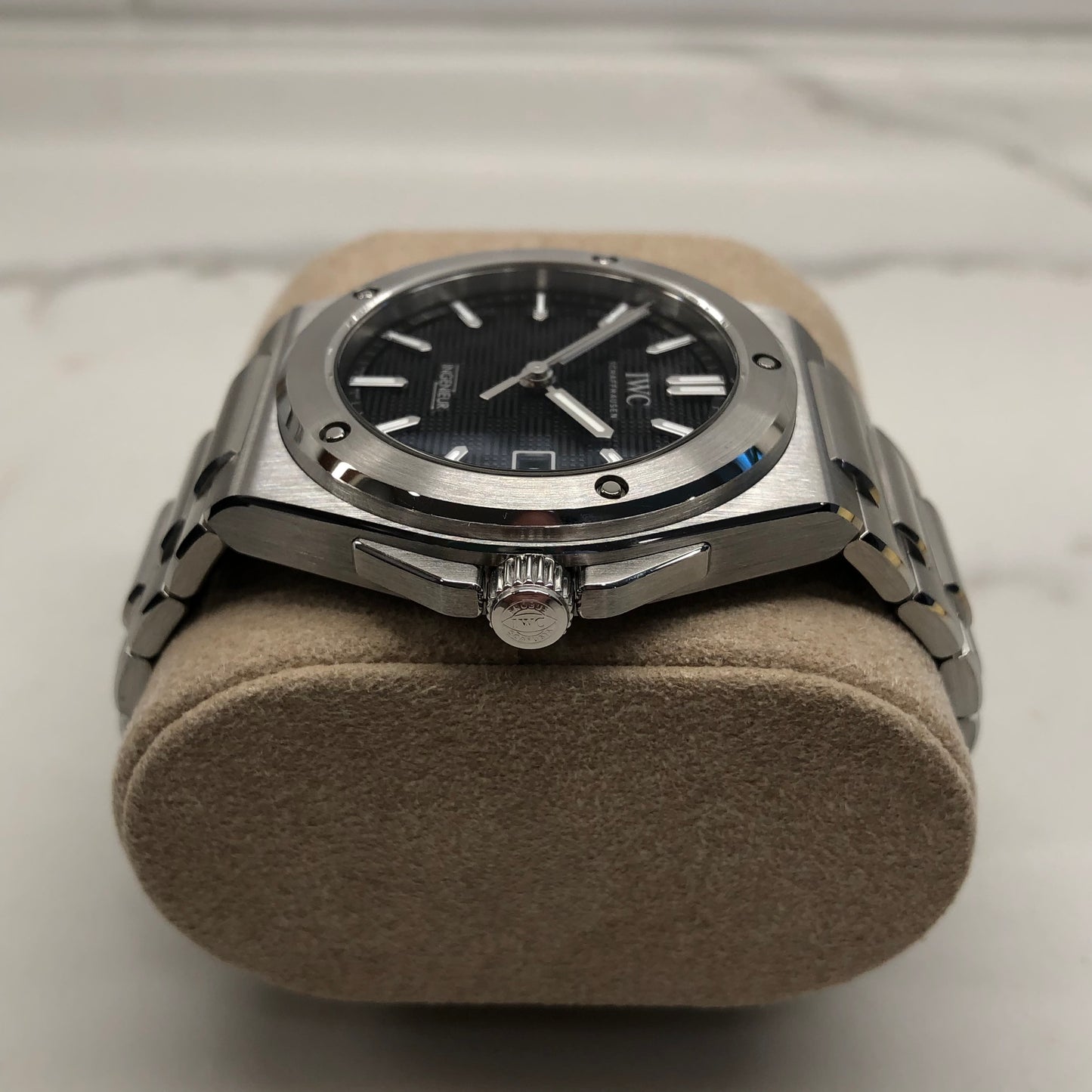 2024 IWC Ingenieur Automatic 40 IW328901 Black Dial Men's Watch with Box and Papers