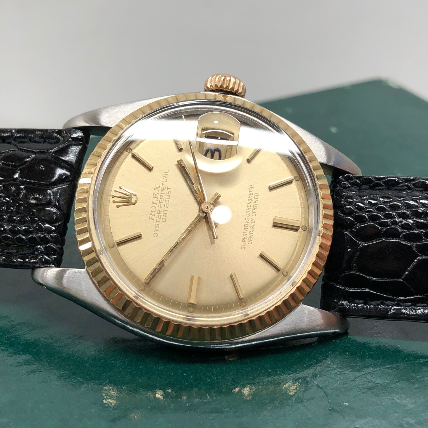1973 Rolex Datejust 1601 Ghost Champagne Yellow Gold Fluted Bezel Wristwatch