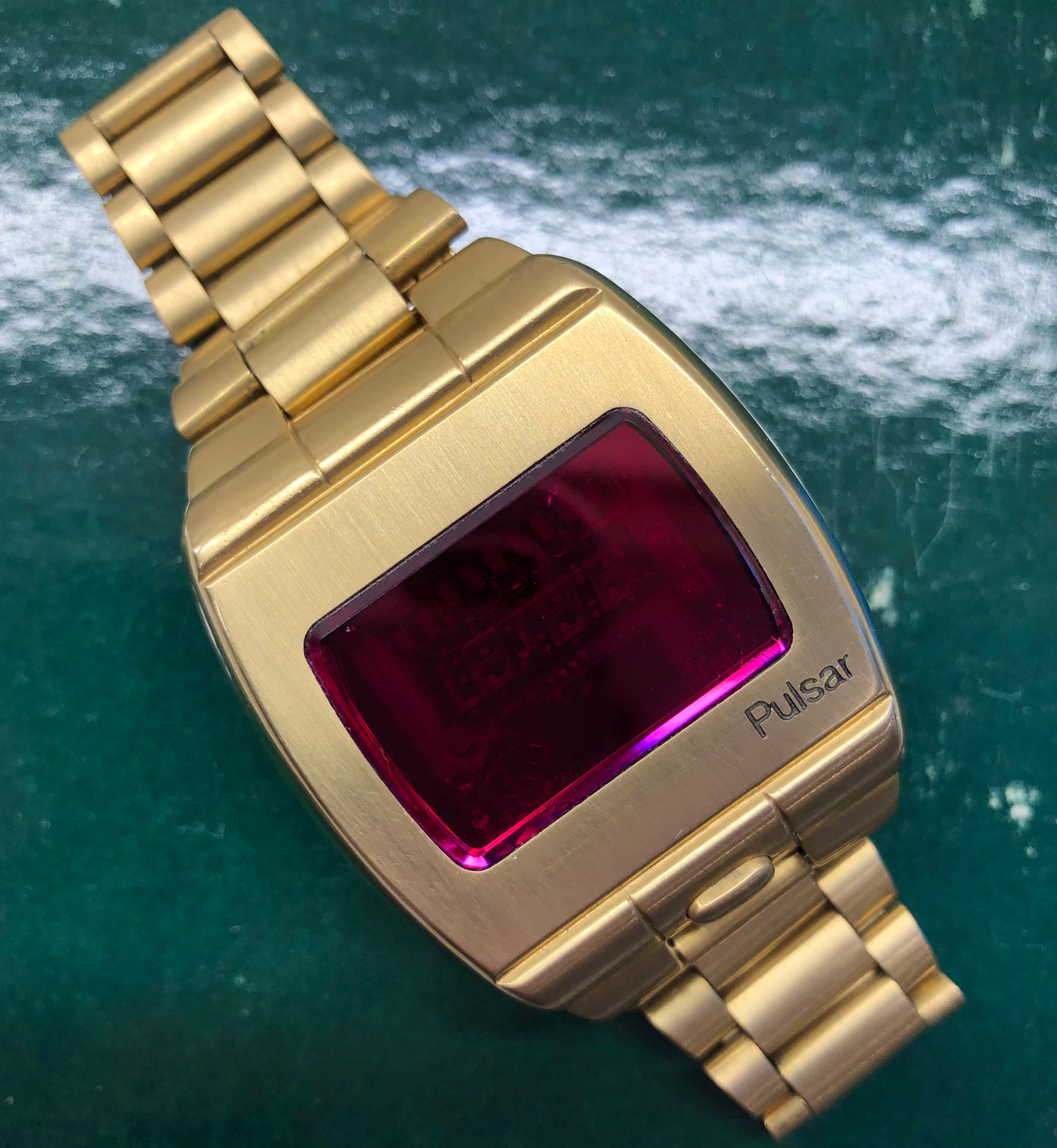 1972 Pulsar Hamilton Time Computer P1 LED 18K Yellow Gold Quartz Wrist ...