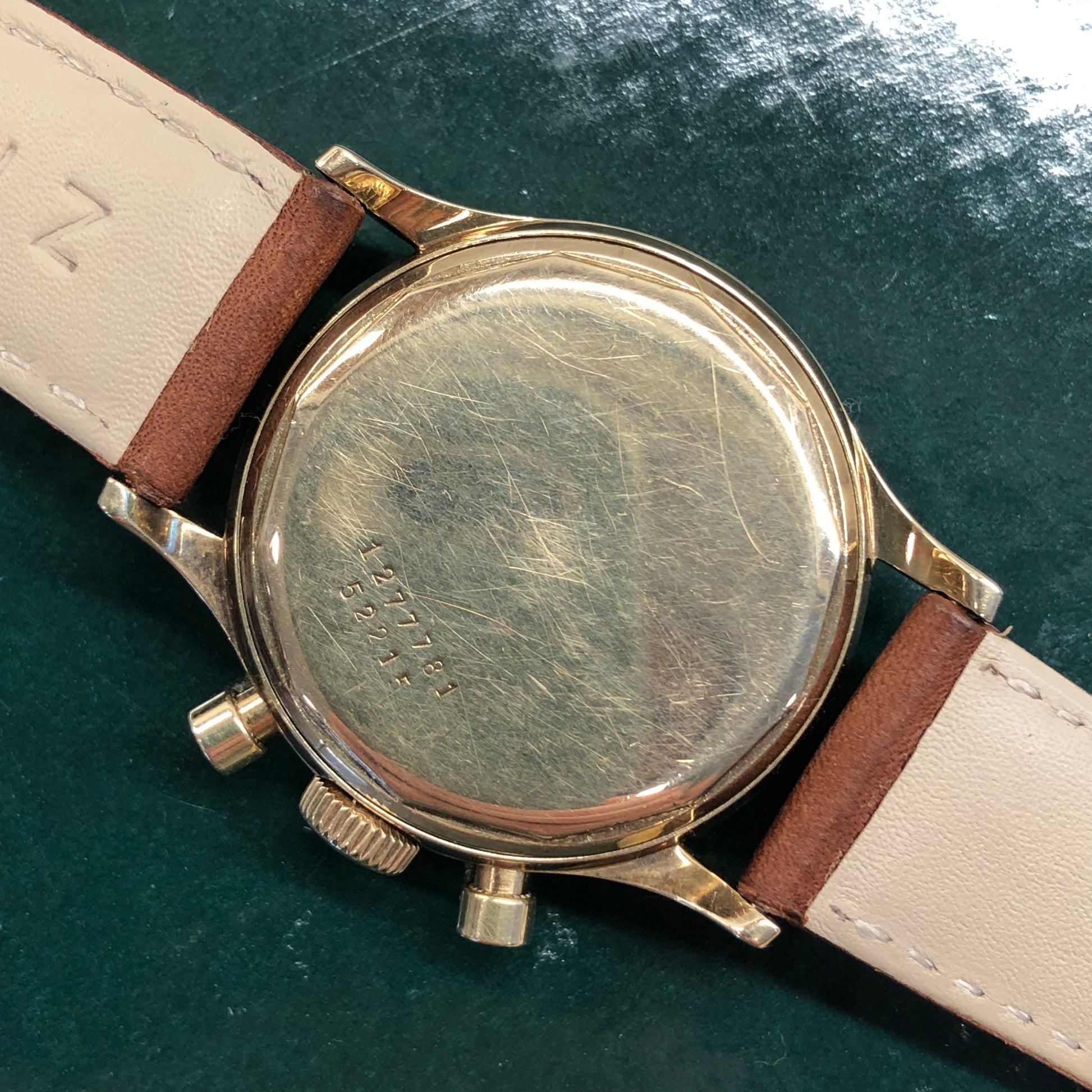 1950s Universal Geneve Compax 52215 Chronograph 14K Yellow Gold Caliber 281 Wristwatch - HASHTAGWATCHCO