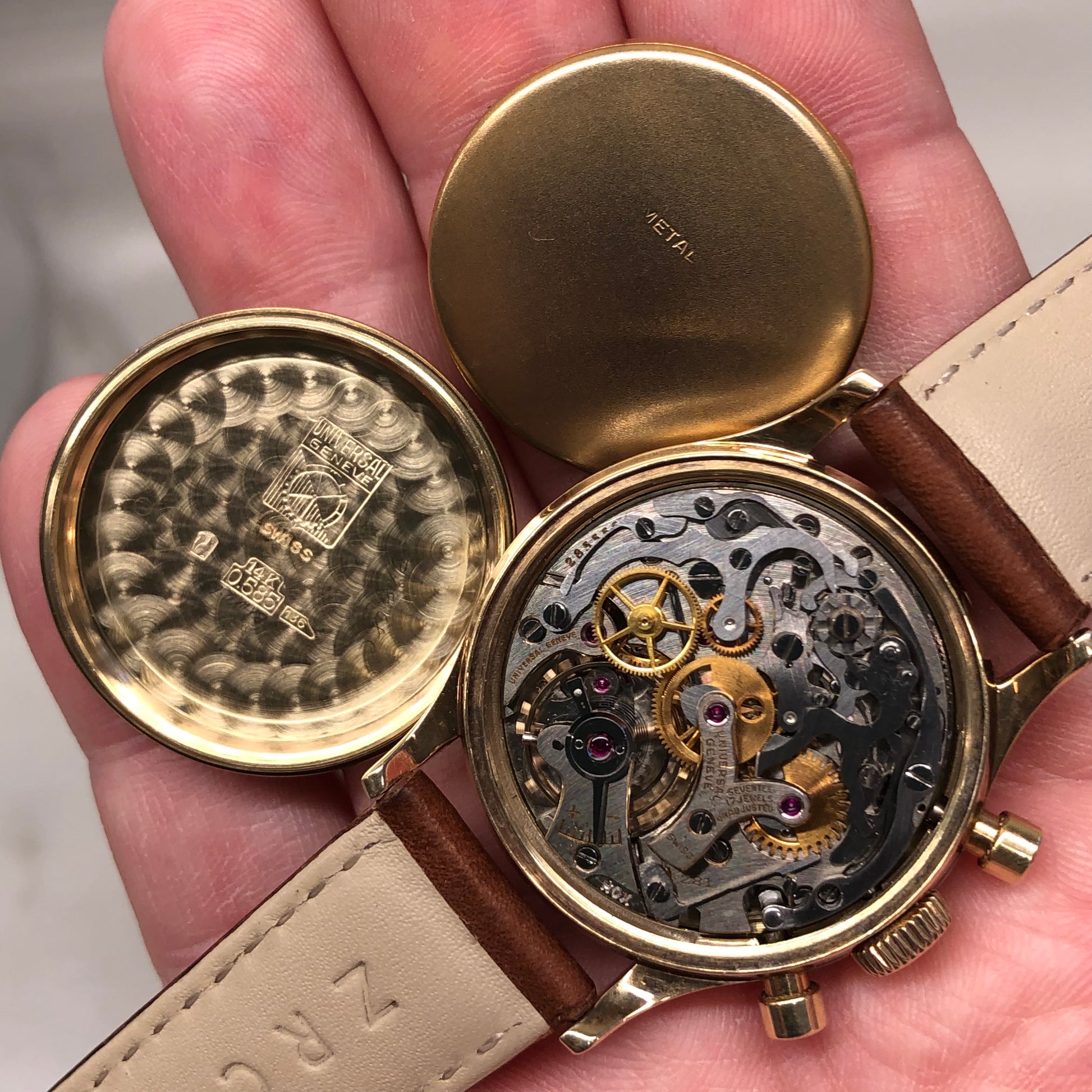 1950s Universal Geneve Compax 52215 Chronograph 14K Yellow Gold Caliber 281 Wristwatch - HASHTAGWATCHCO
