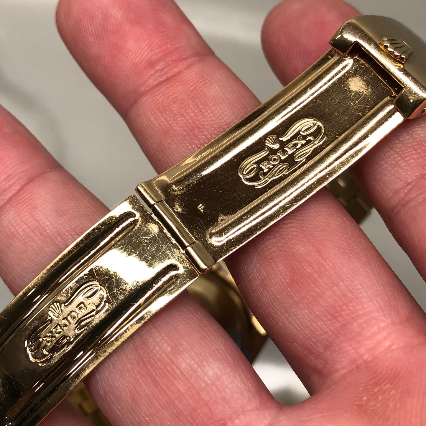 1980 Rolex Date 1503 14K Yellow Gold Silver Mosaic Dial Automatic Wristwatch