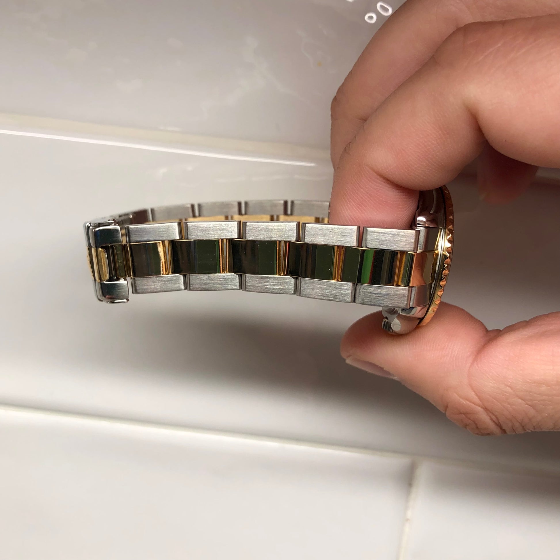 2002 Rolex Yachtmaster 169623 Two Tone Silver Oyster 29mm Automatic Wristwatch - HASHTAGWATCHCO
