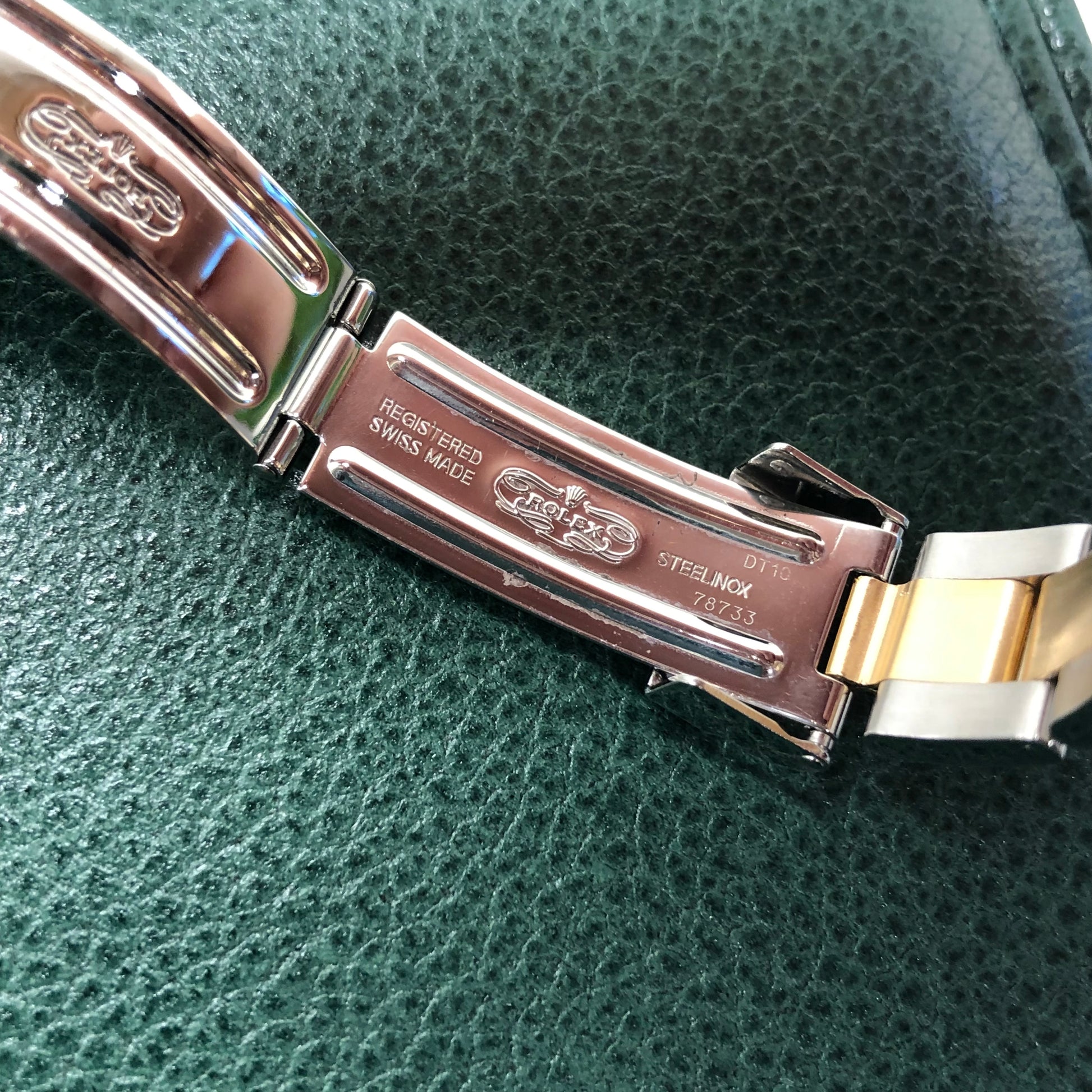 2002 Rolex Yachtmaster 169623 Two Tone Silver Oyster 29mm Automatic Wristwatch - HASHTAGWATCHCO