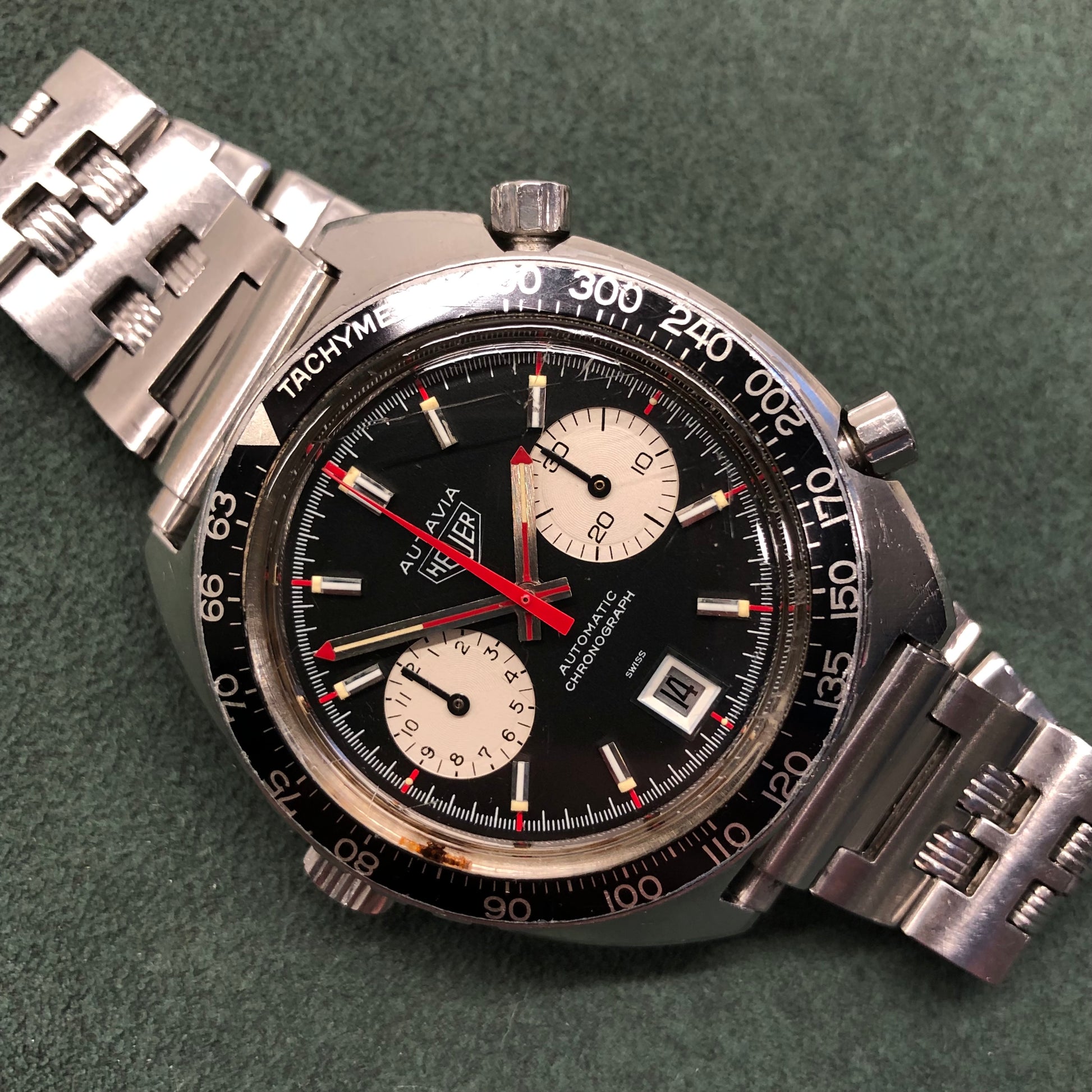 1972 Heuer Autavia 1163V Viceroy Steel Chronograph Caliber 12 Wristwatch Barnfind - HASHTAGWATCHCO