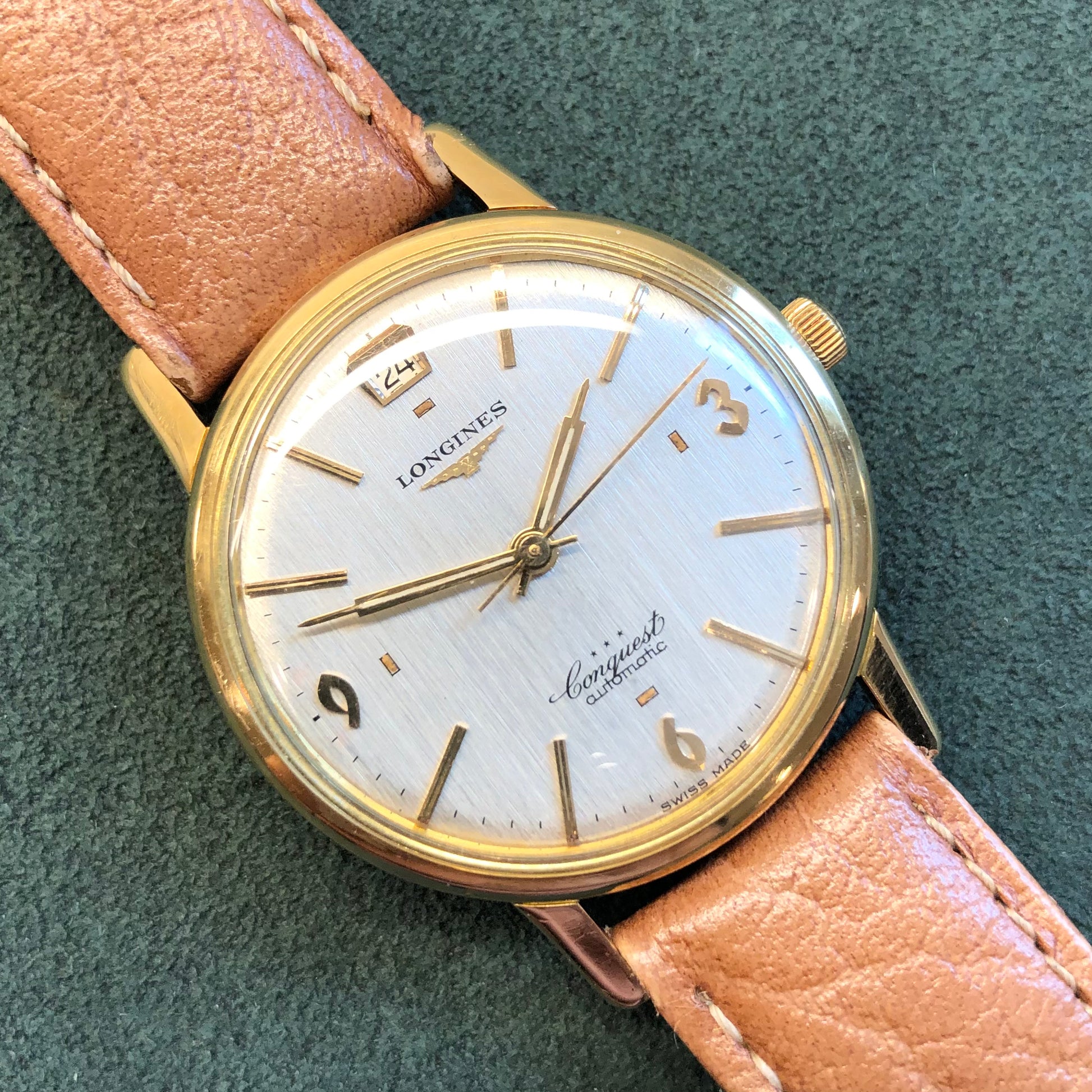 1950s Longines Conquest 9025 18K Yellow Gold Automatic Wristwatch HASHTAGWATCHCO