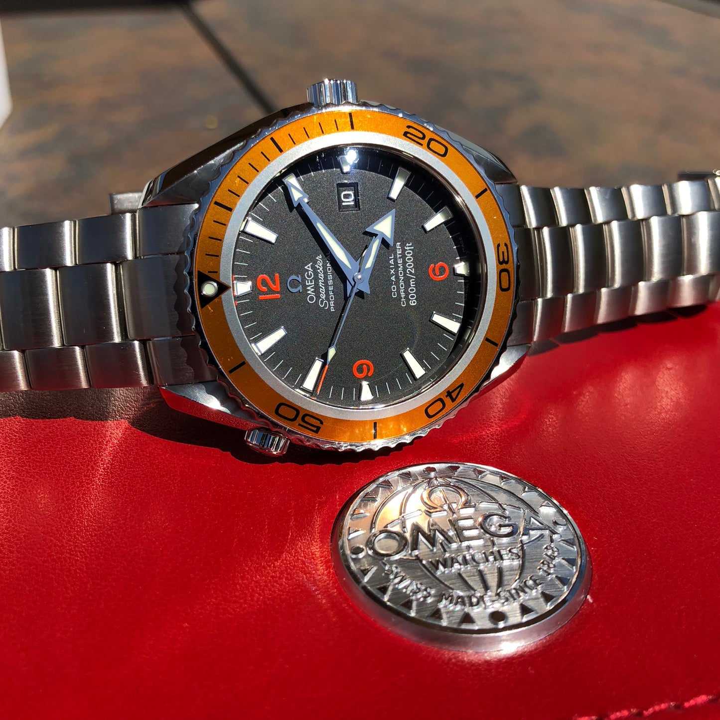 Omega Seamaster 2208.50 Orange Bezel 45.5mm Co-Axial Steel Wristwatch Box & Papers - Hashtag Watch Company