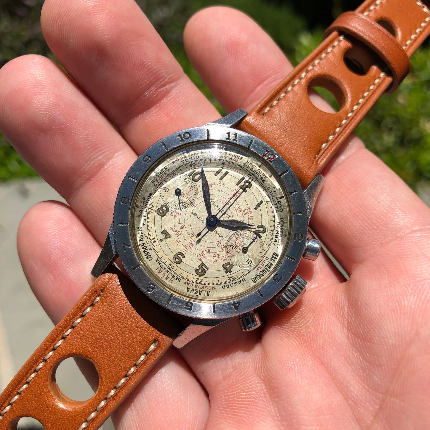 Vintage Gallet Flying Officer Clamshell Chronograph Stainless Steel 1st Gen Wristwatch - Hashtag Watch Company