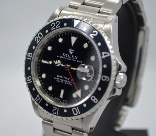 Rolex GMT Master 16700 Stainless Steel Oyster "S" Serial 1993 Wristwatch - Hashtag Watch Company