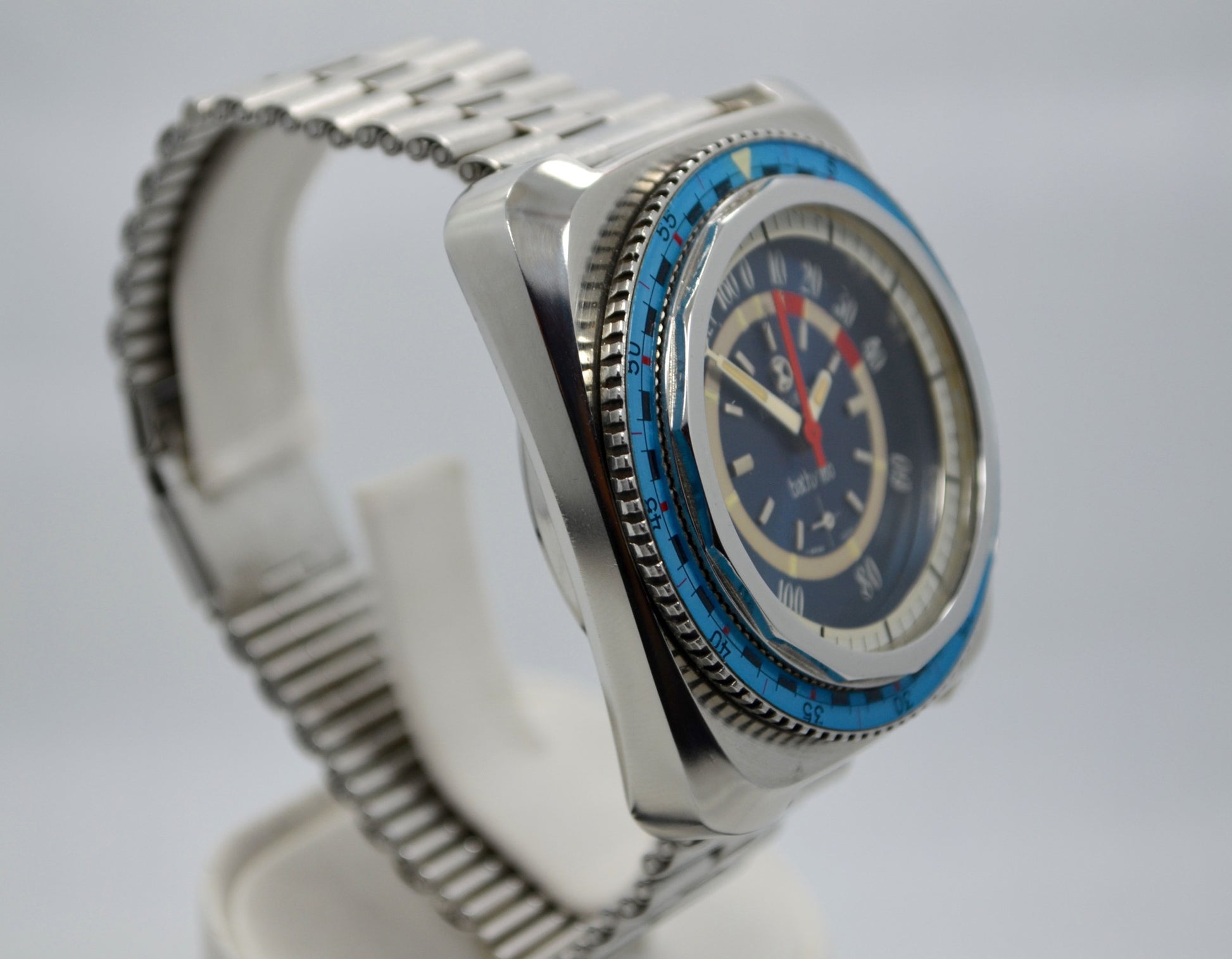 Vintage Favre Leuba Bathy 160 Divers 53253 Blue Steel Wristwatch - Hashtag Watch Company