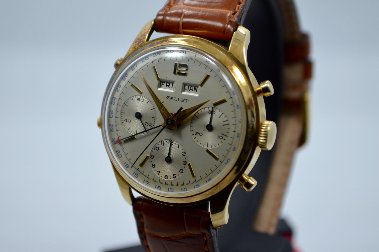 Vintage Gallet Solid 14K Yellow Gold Chronograph Triple Date Valjoux 72C Watch - Hashtag Watch Company