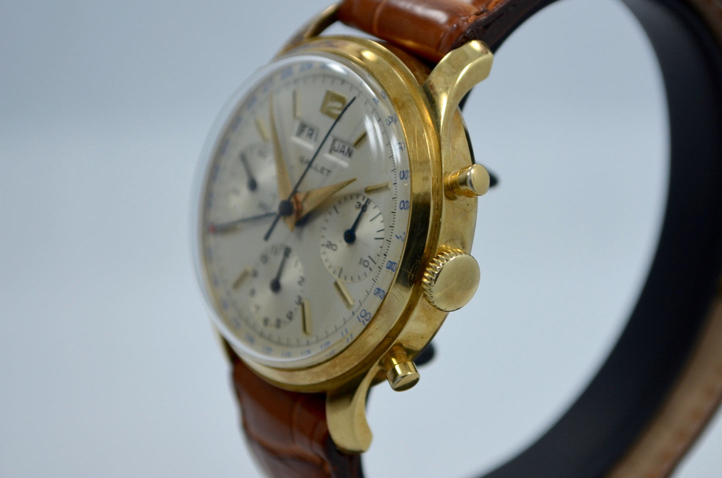 Vintage Gallet Solid 14K Yellow Gold Chronograph Triple Date Valjoux 72C Watch - Hashtag Watch Company