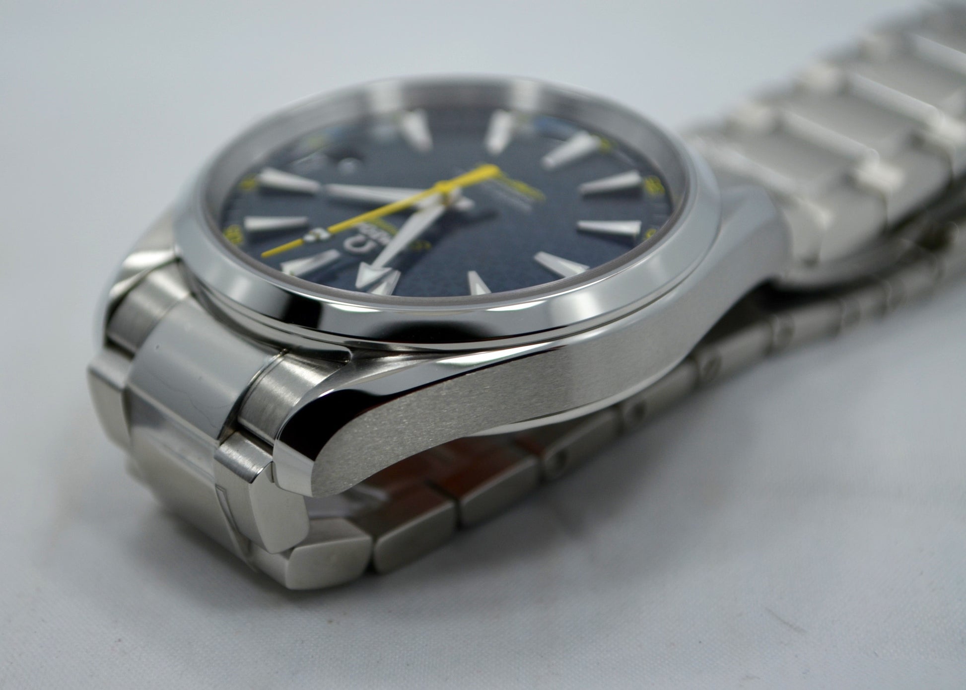 Omega Seamaster Aqua Terra James Bond SPECTRE 231.10.42.21.03.004 Steel Watch - Hashtag Watch Company