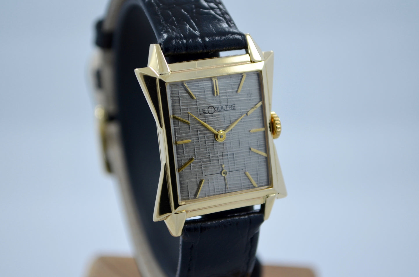 Vintage LeCoultre 14K Solid Yellow Gold Star Case Manual Ladies Wristwatch - Hashtag Watch Company