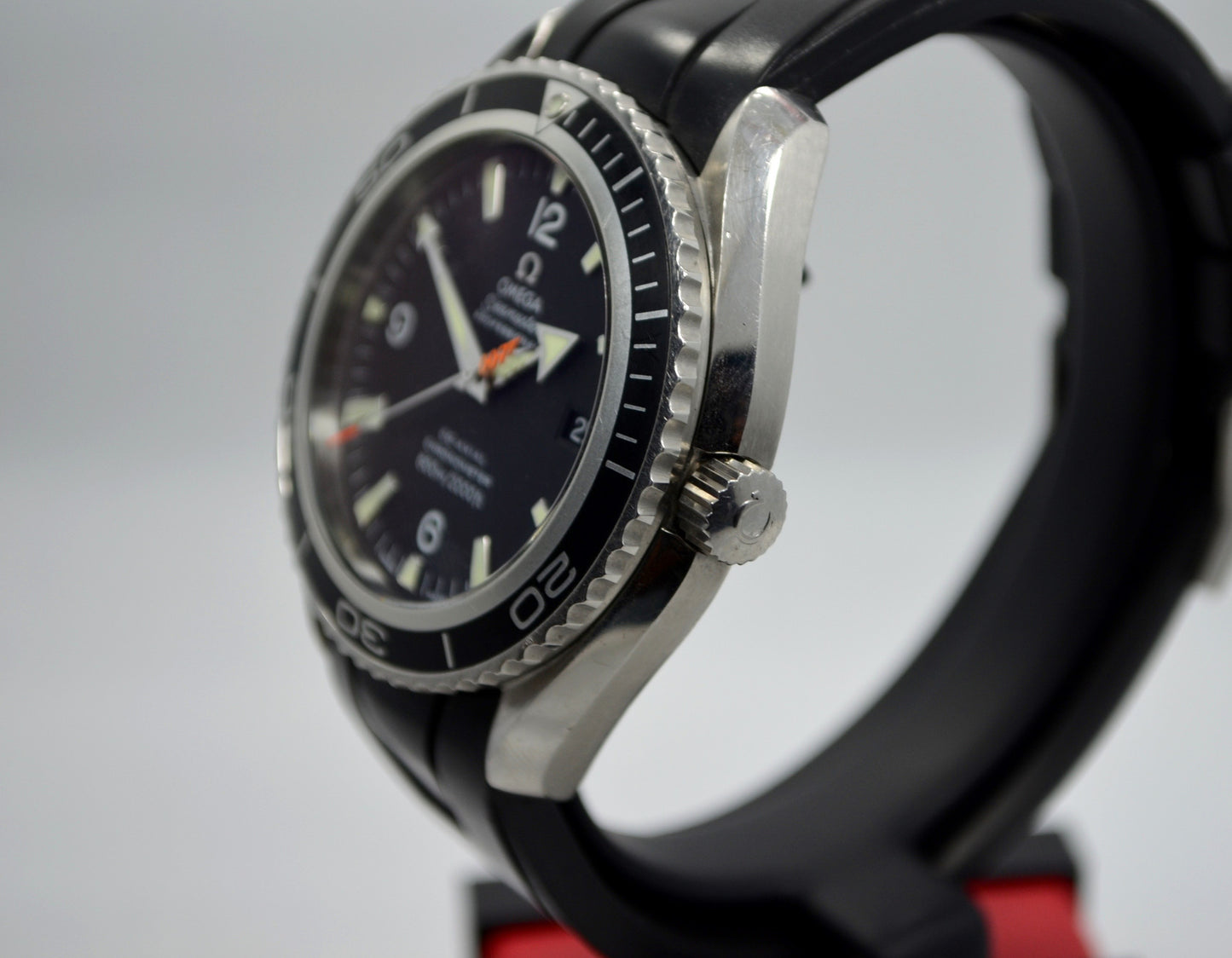 Omega Seamaster James Bond 007 Casino Royale 2907.50.91 Steel Wristwatch - Hashtag Watch Company