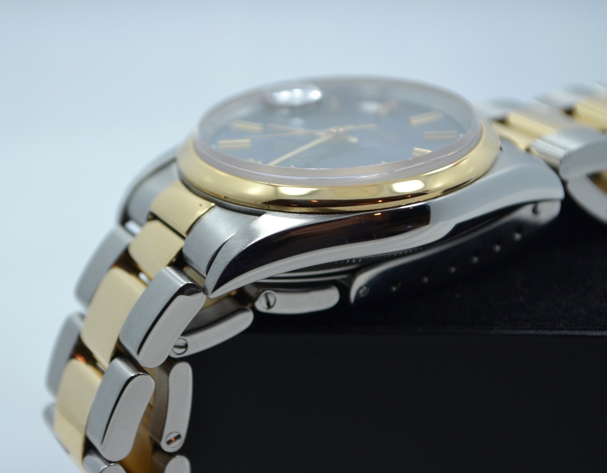 Rolex Datejust 16203 Two Tone Stainless Steel 18K Yellow Gold "S" Serial Circa 1993 Blue Wristwatch - Hashtag Watch Company