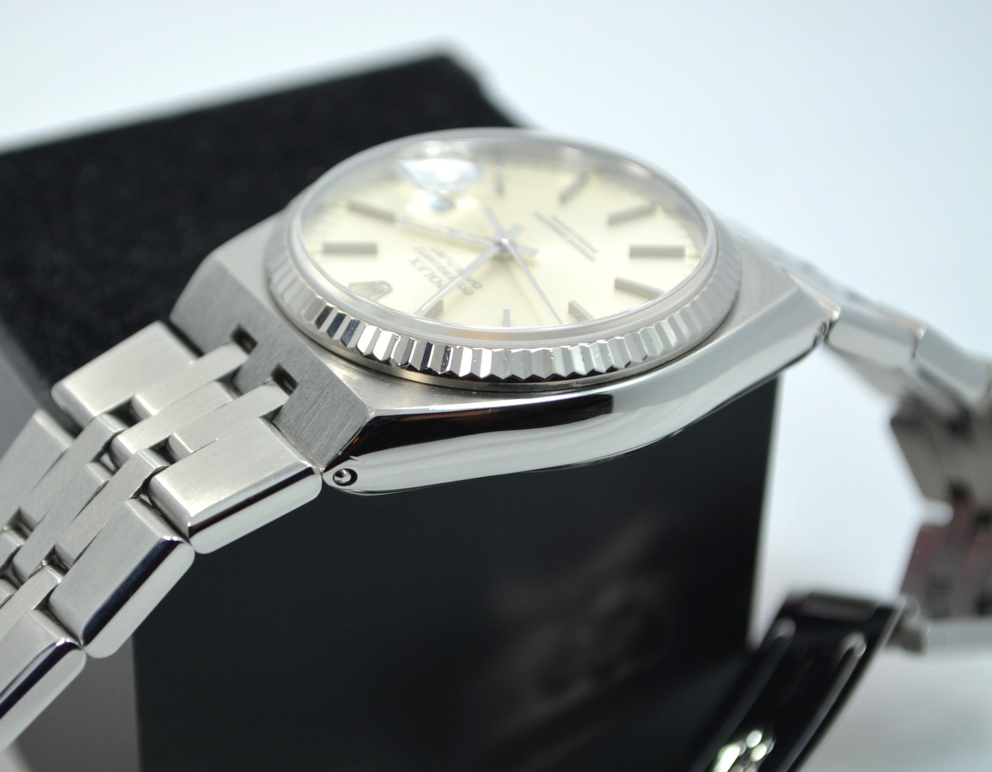 Vintage Rolex Oysterquartz 17014 Datejust Steel 18K Wristwatch 1985 Box Papers "New Old Stock!" - Hashtag Watch Company