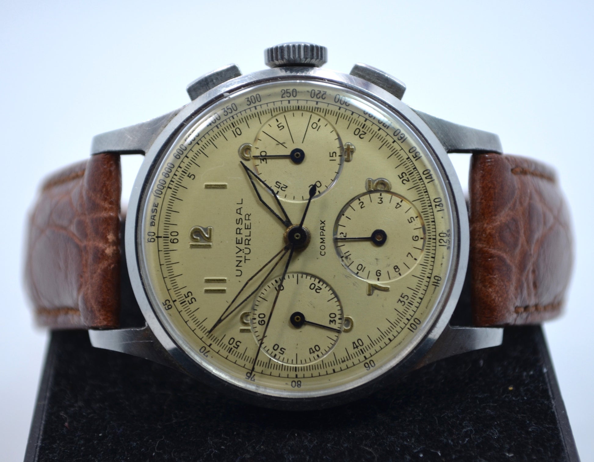 Vintage Universal Geneve Compax Türler Signed Steel Chronograph Cal. 285 Wristwatch 1950's - Hashtag Watch Company