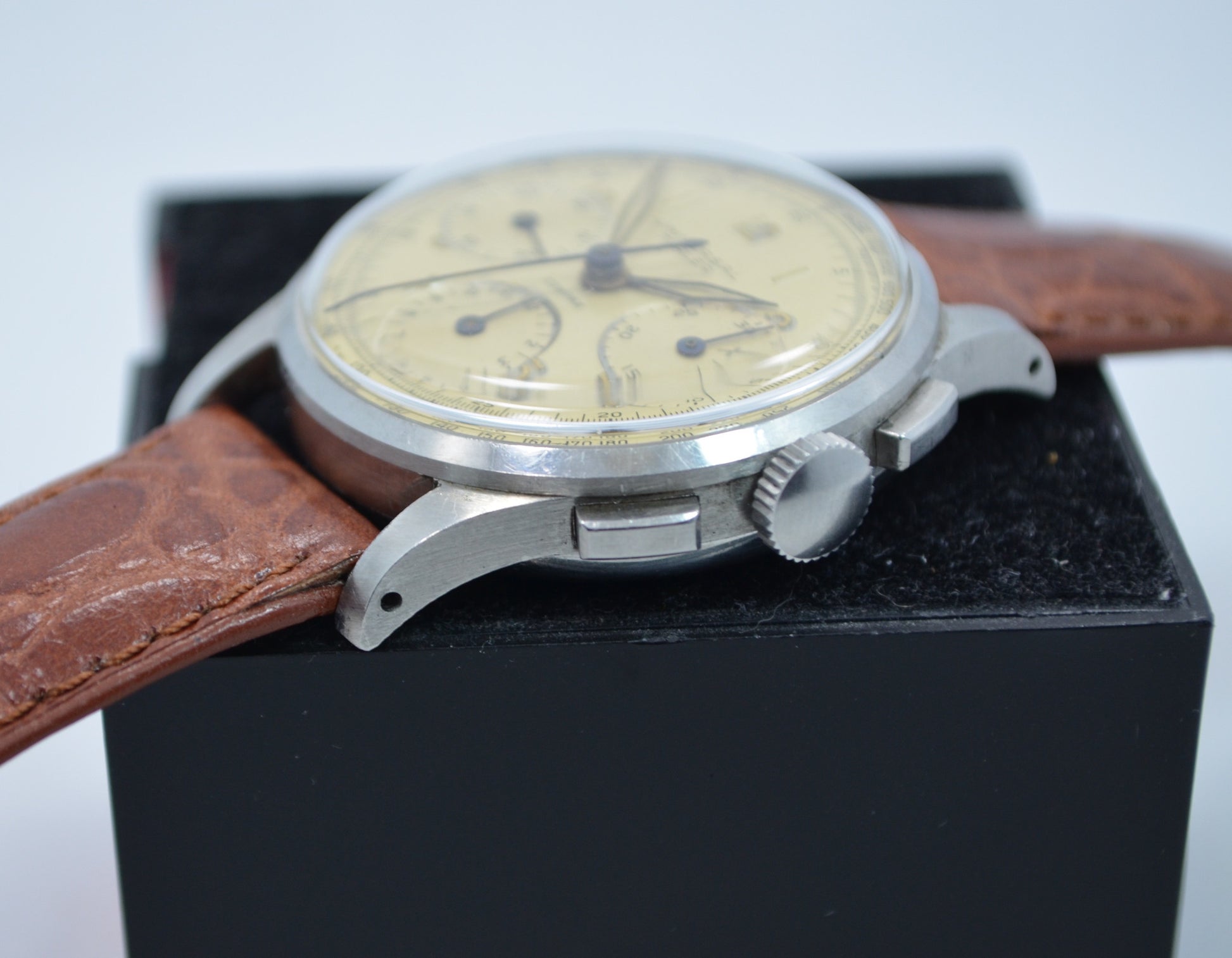 Vintage Universal Geneve Compax Türler Signed Steel Chronograph Cal. 285 Wristwatch 1950's - Hashtag Watch Company