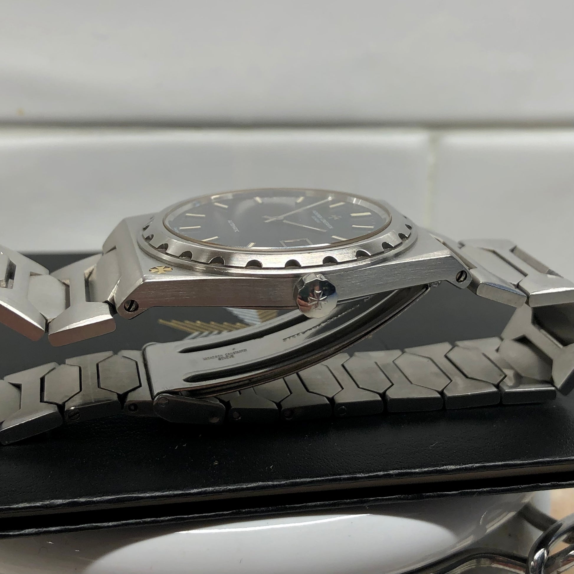 1978 Vacheron Constantin 222 Jumbo 44018 Steel Automatic 38mm Wristwatch with Original Guarantee Papers - Hashtag Watch Company