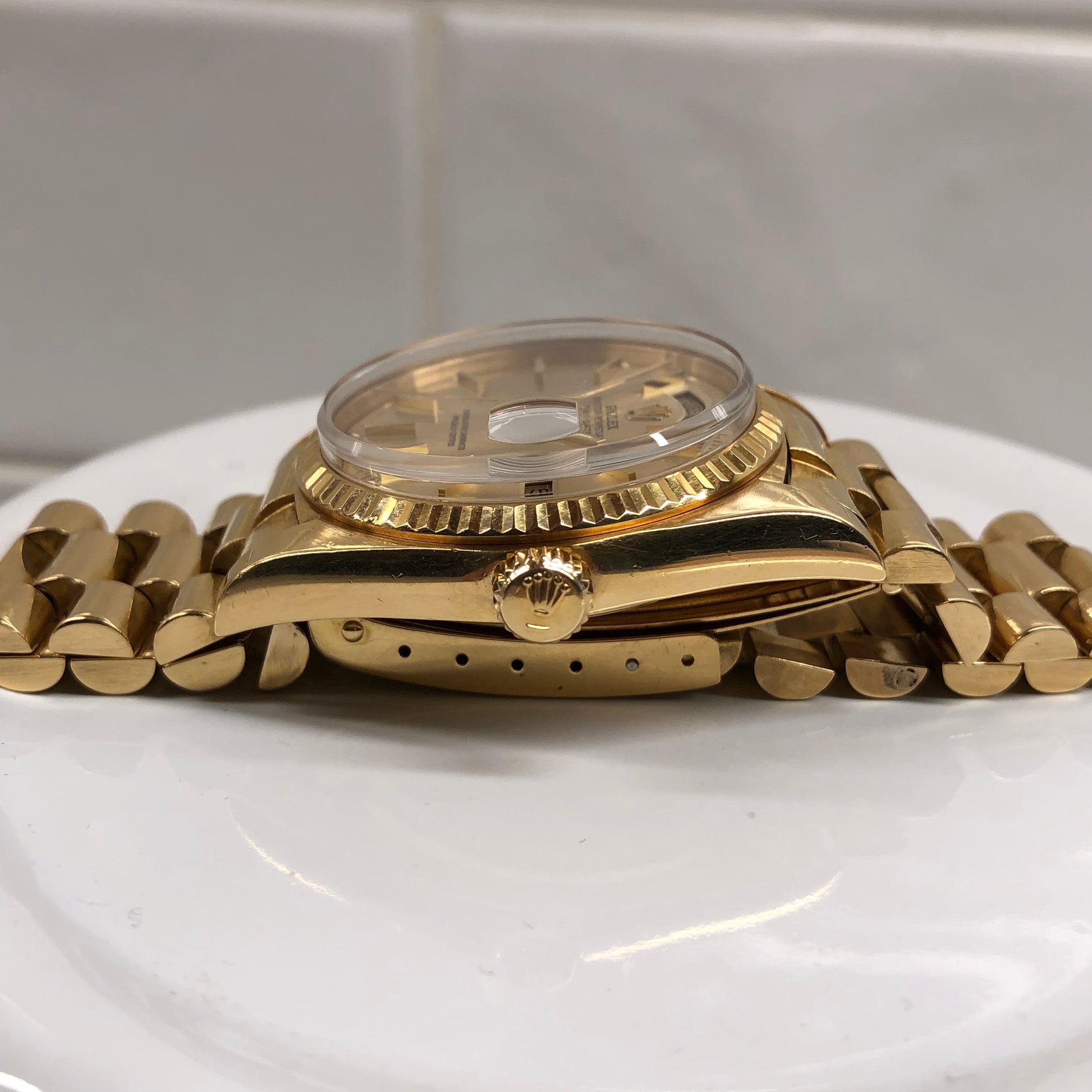 1972 Rolex President 1803 Day Date Yellow Gold Pie Pan Champagne Dial Wristwatch - Hashtag Watch Company