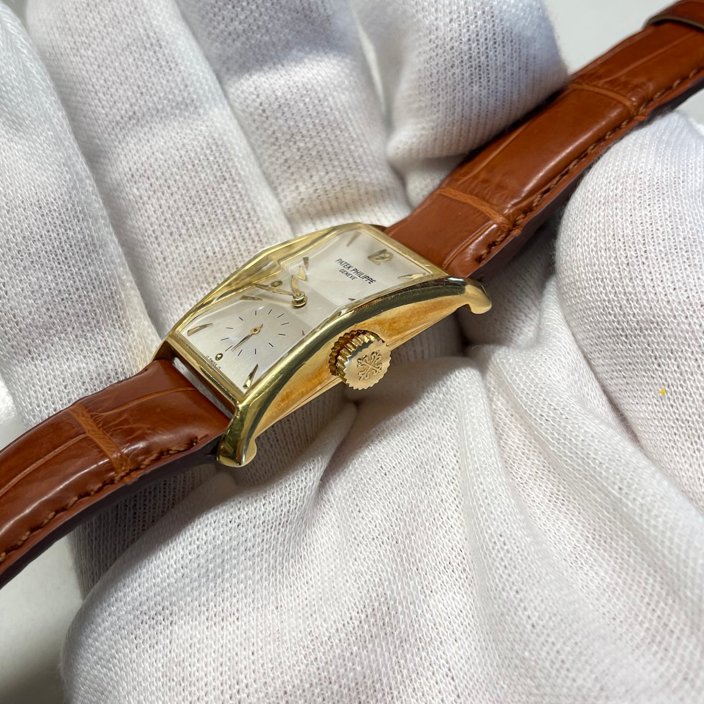 Vintage 1950’s Patek Philippe Hour Glass 2468 Sigma Silver Dial Dress Wristwatch - Hashtag Watch Company