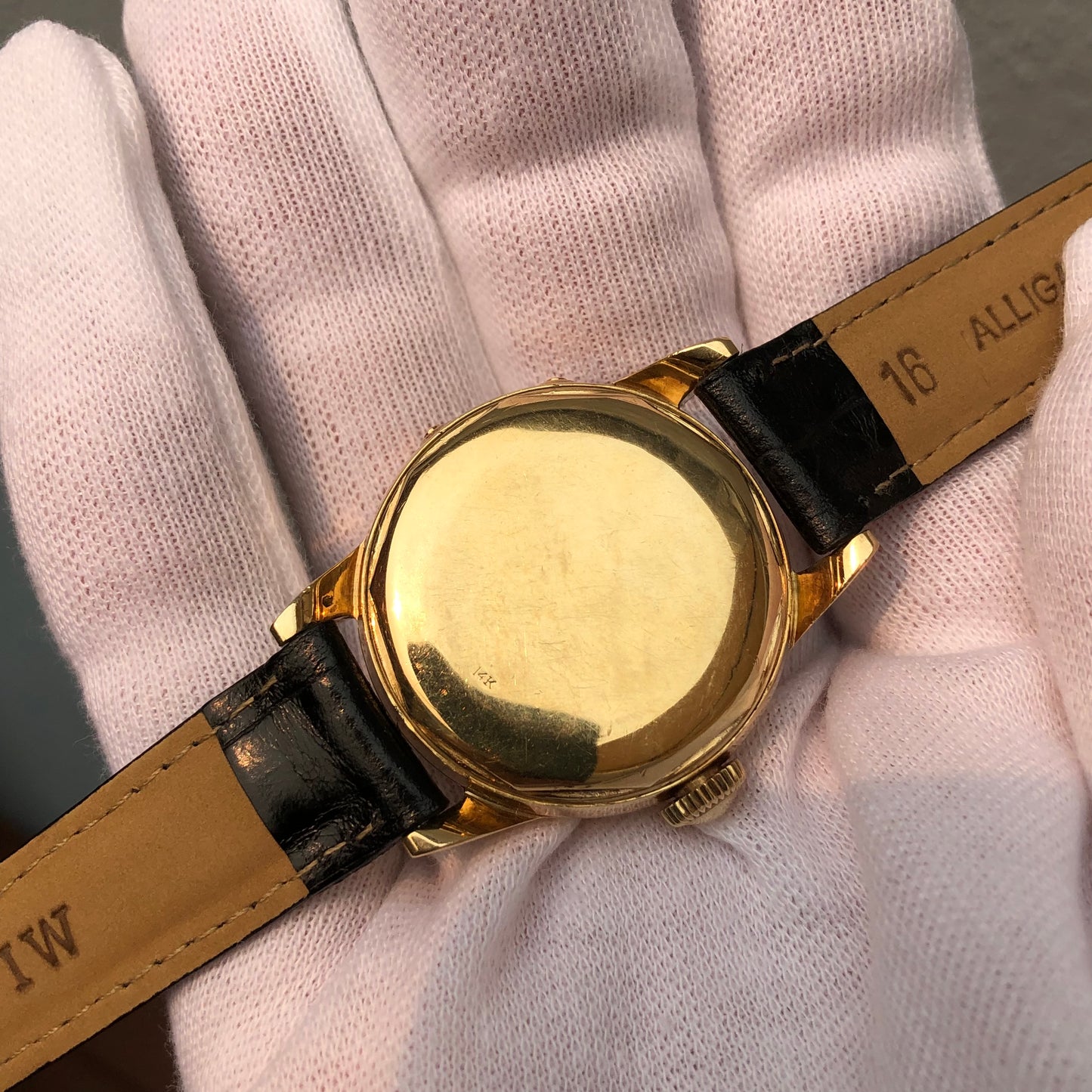 1950s Vintage Movado Calendomatic 46351 Triple Date 14K Yellow Gold Automatic Wristwatch - Hashtag Watch Company