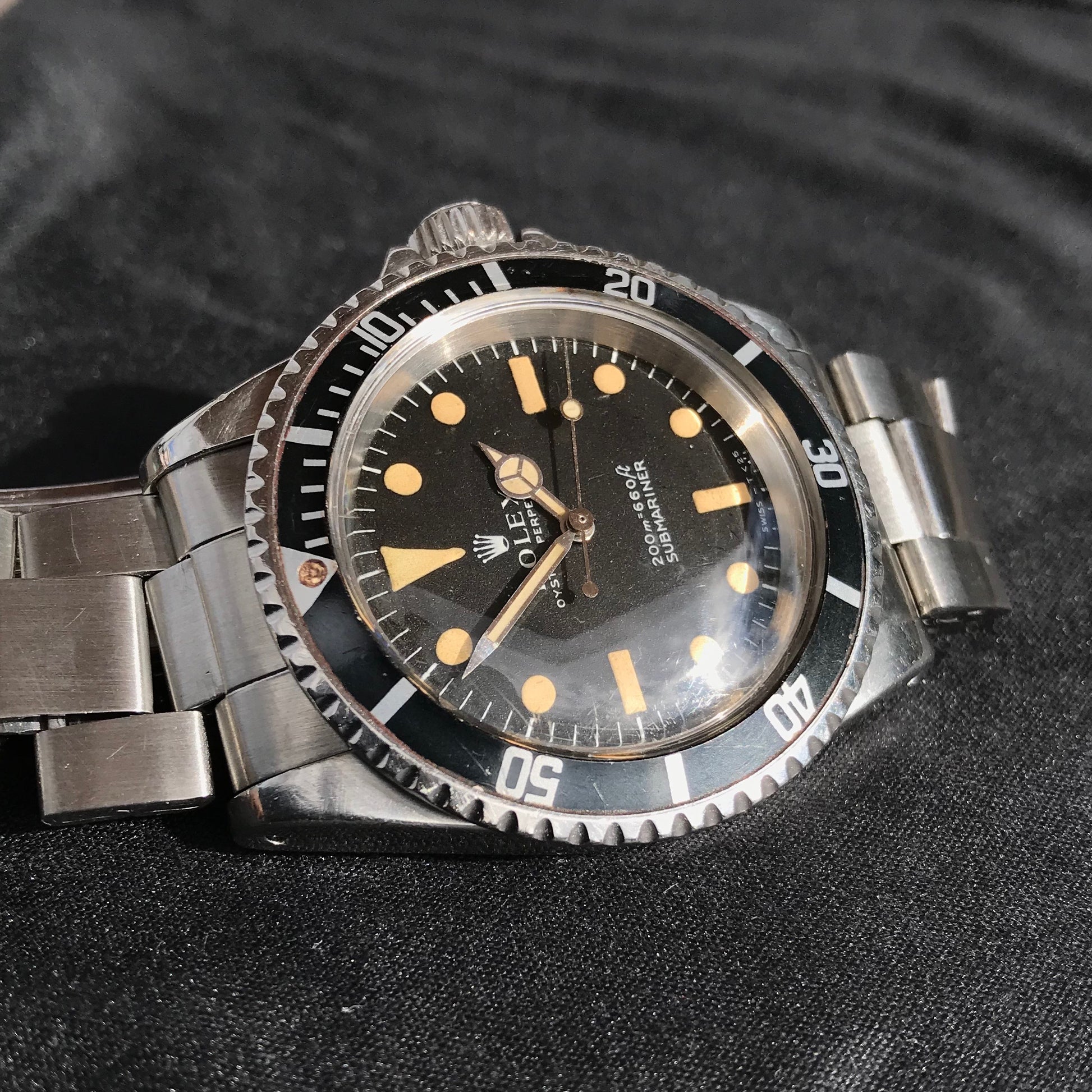 Vintage Rolex Submariner 5513 Meters First Honey Patina 1968 Pat Pending Automatic Wristwatch - Hashtag Watch Company