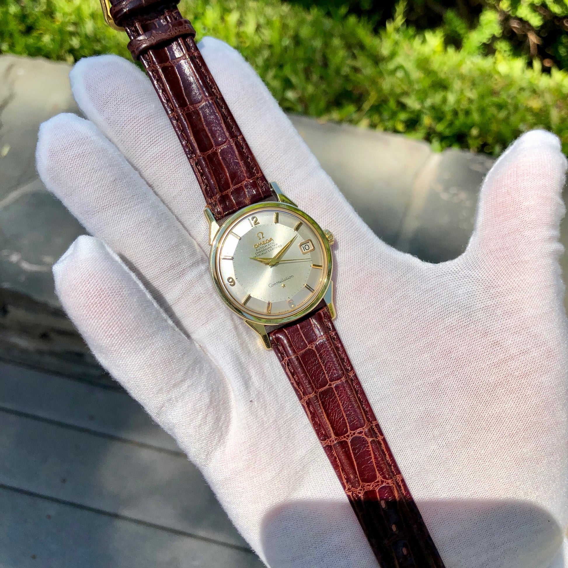 Vintage Omega Constellation 168.005 Chronometer Cal. 561 Automatic Gold Top Steel Wristwatch Circa 1966 - Hashtag Watch Company