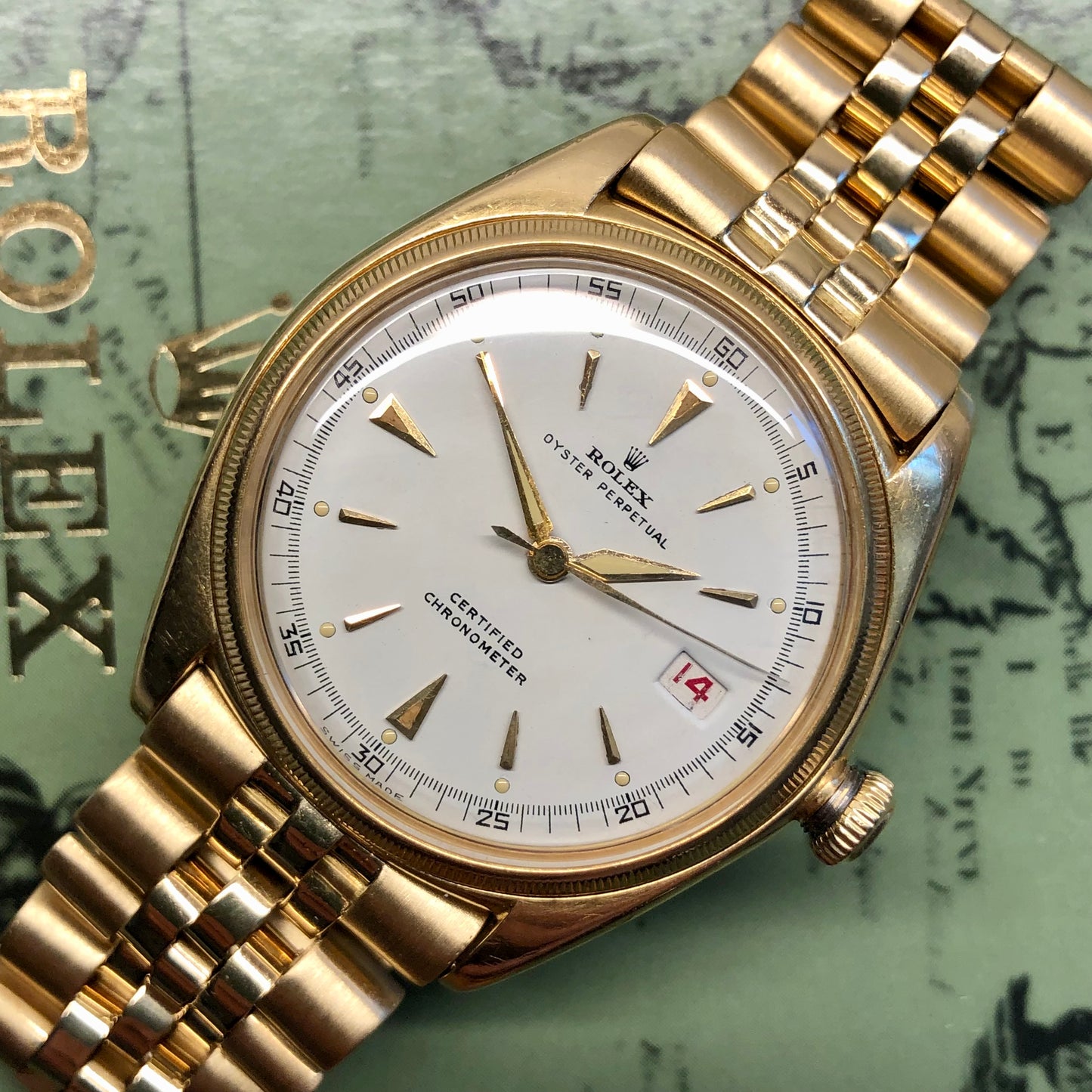 1946 Rolex Oyster Perpetual "Pre Datejust" 4467 Ovettone 18K Yellow Gold Roulette Date Wheel Automatic Wristwatch - Hashtag Watch Company