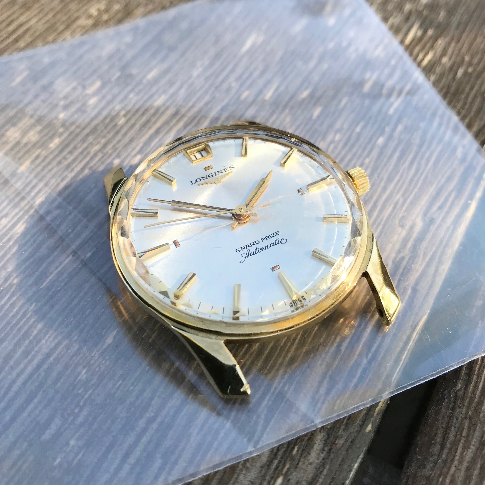 Vintage Longines Grand Prize Automatic 18K Yellow Gold Silver Date Wristwatch - Hashtag Watch Company