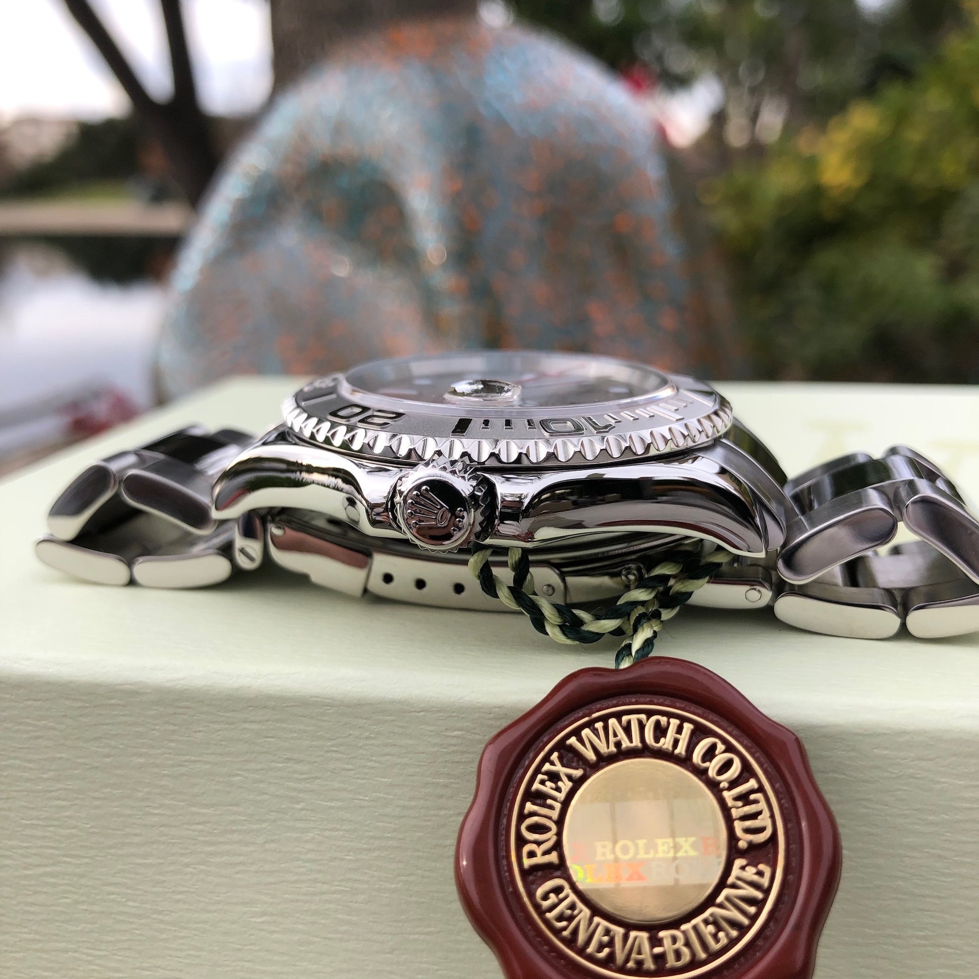 Rolex submariner platinum bezel hot sale