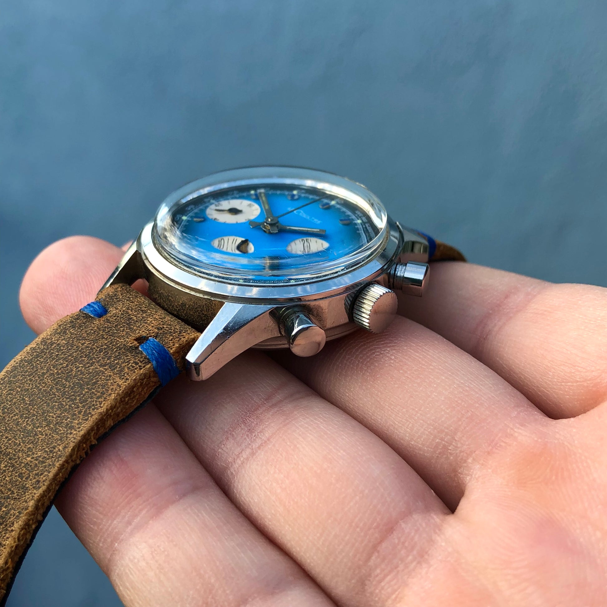 1960s Vintage LeCoultre E2644 Steel Chronograph Valjoux 72 Wristwatch - Hashtag Watch Company