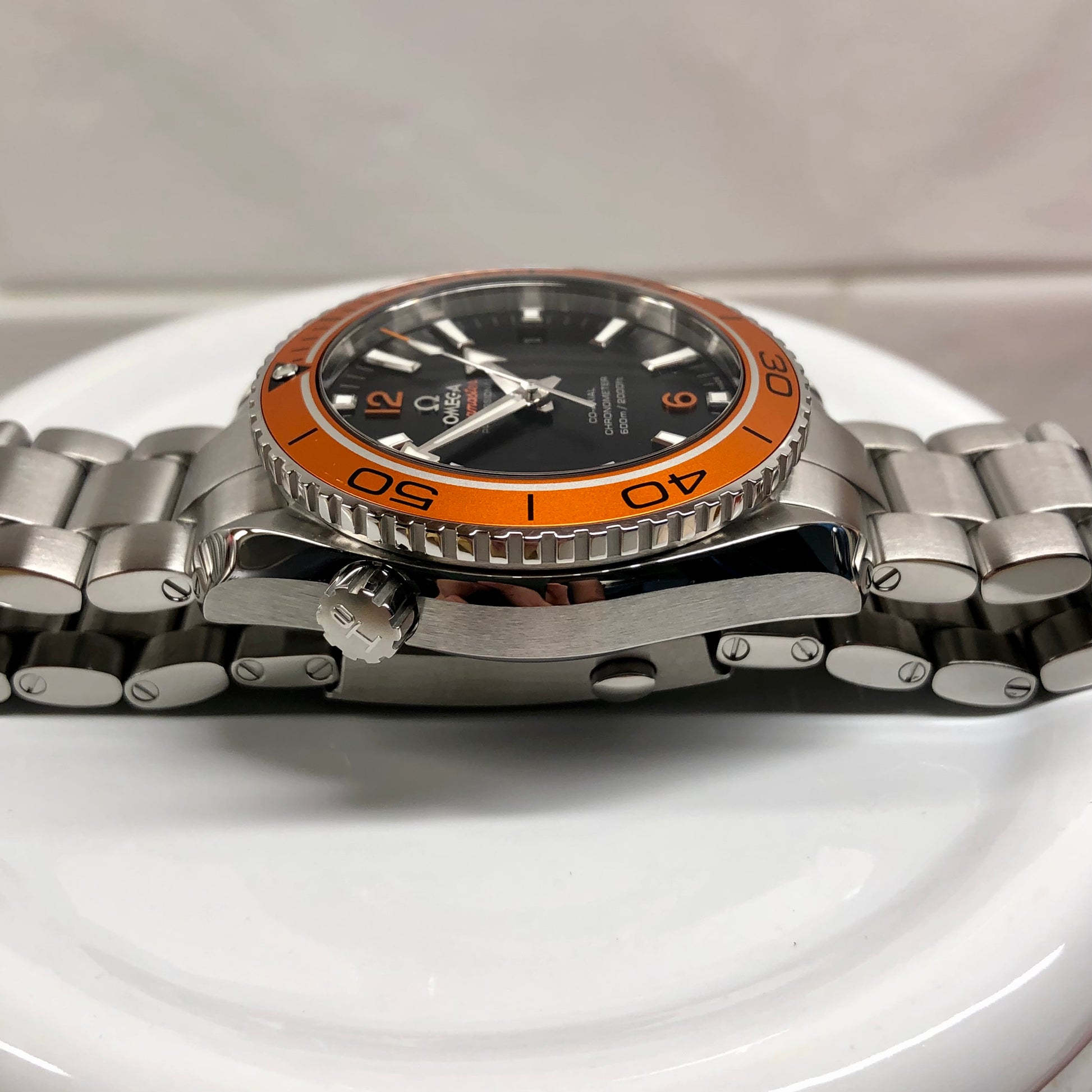 2018 Omega Planet Ocean 600M Seamaster 232.30.42.21.01.002 Steel Co-Axial 42mm Orange Bezel Box Papers - Hashtag Watch Co.